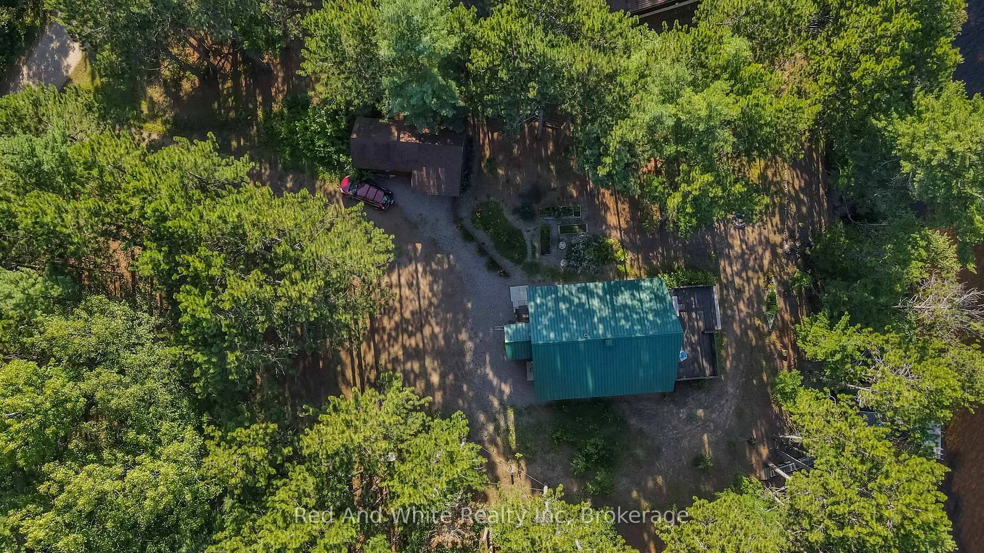 Photo 35 of 610 Pine Point Lane, Killaloe, Hagarty and Richards, Killaloe/Round Lake — HOMEH
