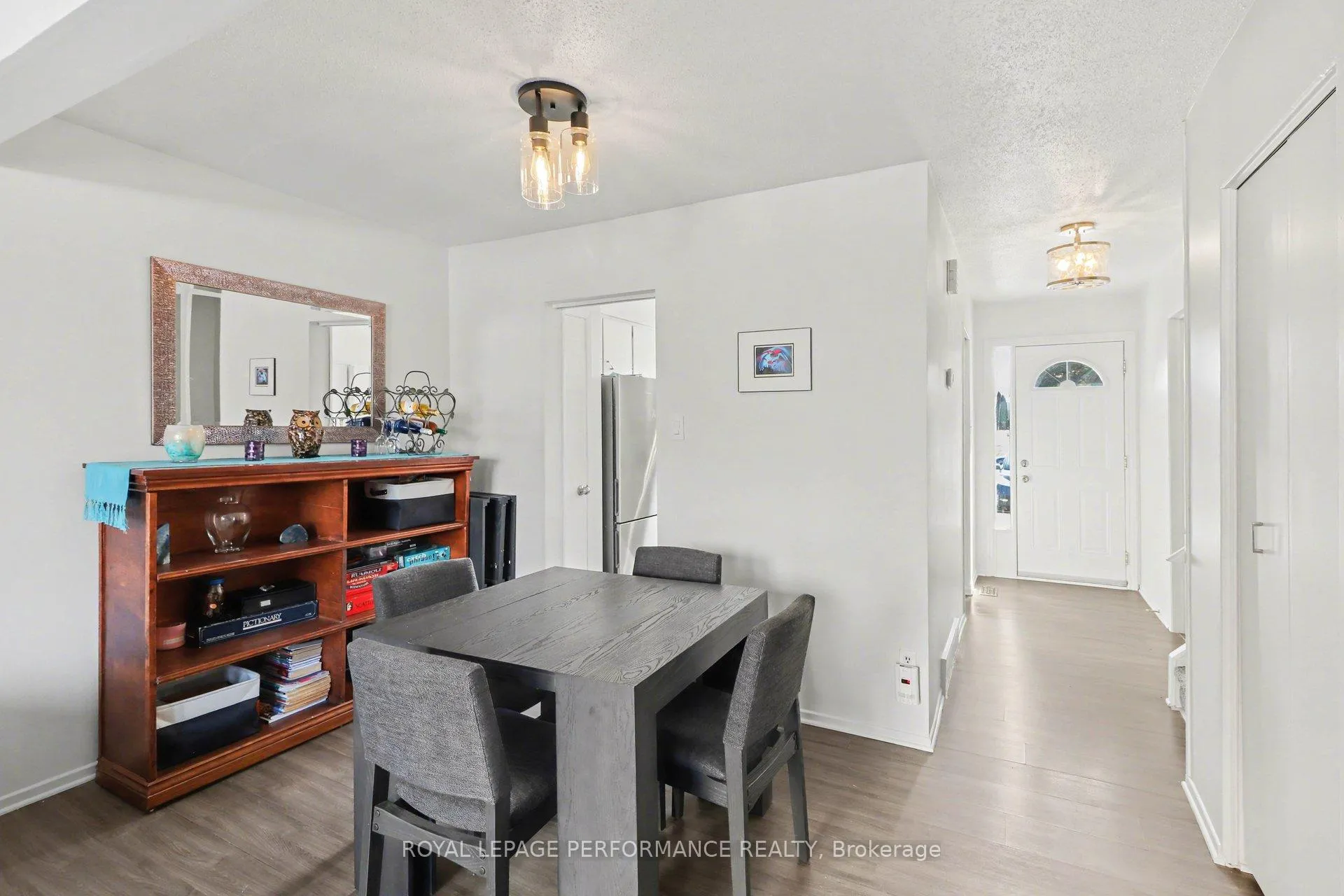 Photo 5 of Unit 307, 1441 Palmerston Drive, Ottawa, Carson Grove — HOMEH