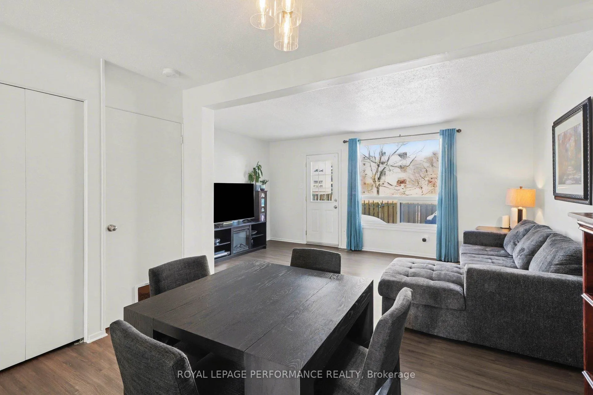 Photo 10 of Unit 307, 1441 Palmerston Drive, Ottawa, Carson Grove — HOMEH