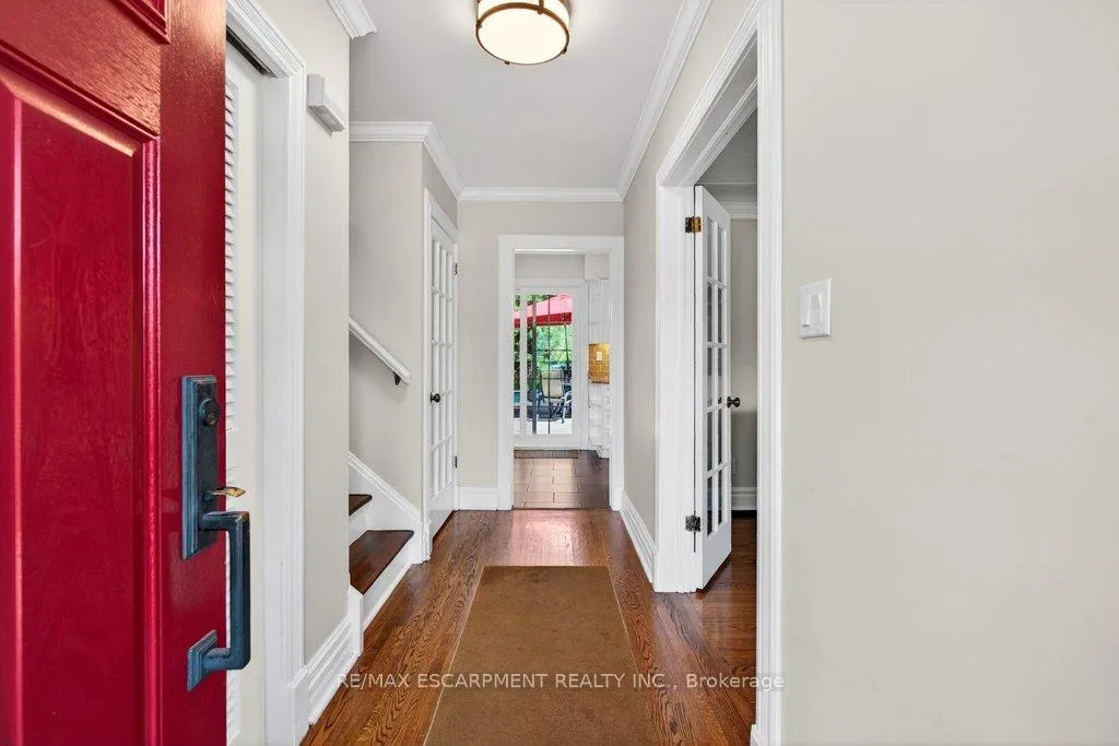 Photo 6 of 4008 Apple Valley Lane, Burlington, Shoreacres — HOMEH