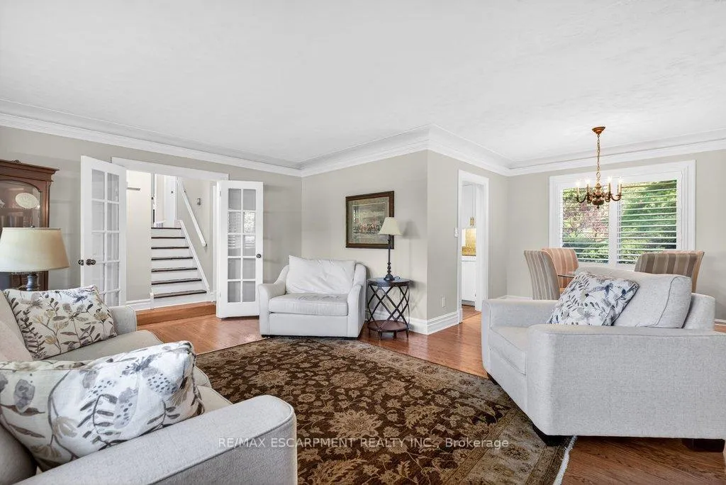 Photo 11 of 4008 Apple Valley Lane, Burlington, Shoreacres — HOMEH