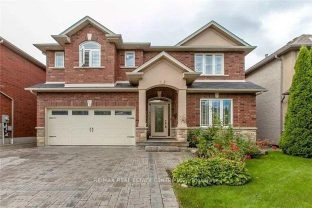 Photo 1 of 15 Sasha Court, Hamilton, Stoney Creek — HOMEH