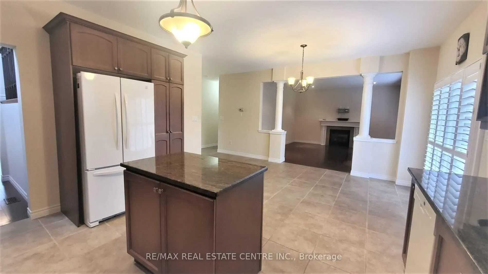 Photo 9 of 15 Sasha Court, Hamilton, Stoney Creek — HOMEH
