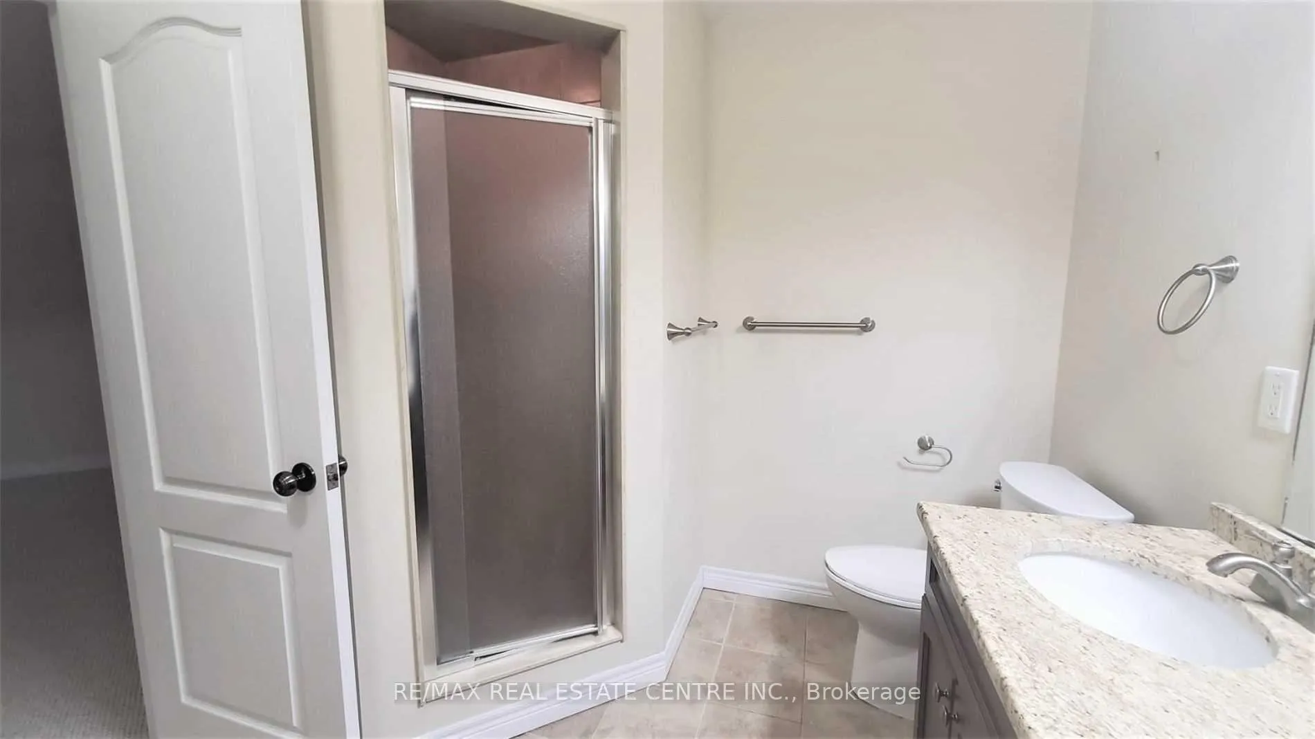 Photo 20 of 15 Sasha Court, Hamilton, Stoney Creek — HOMEH