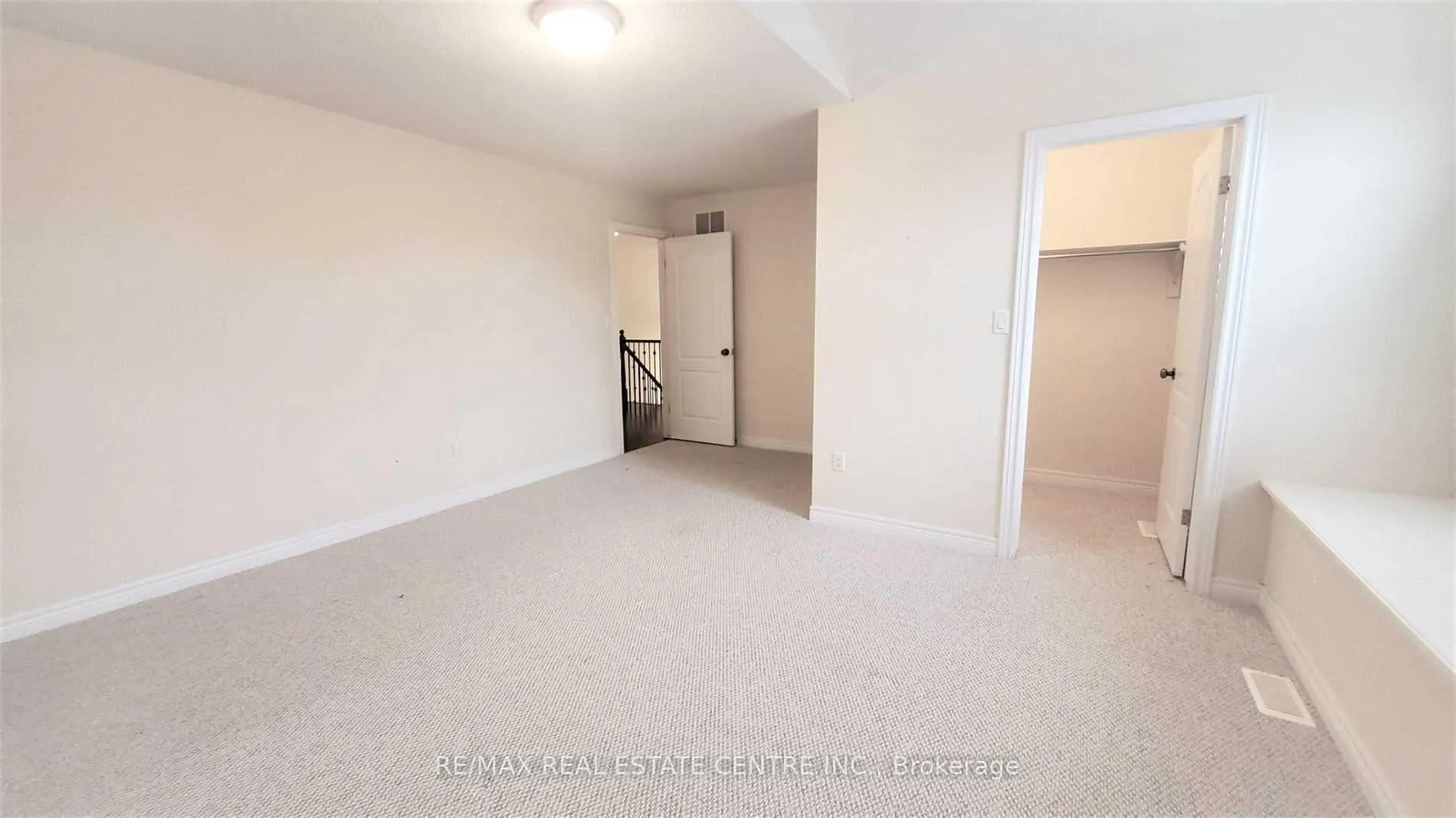 Photo 24 of 15 Sasha Court, Hamilton, Stoney Creek — HOMEH