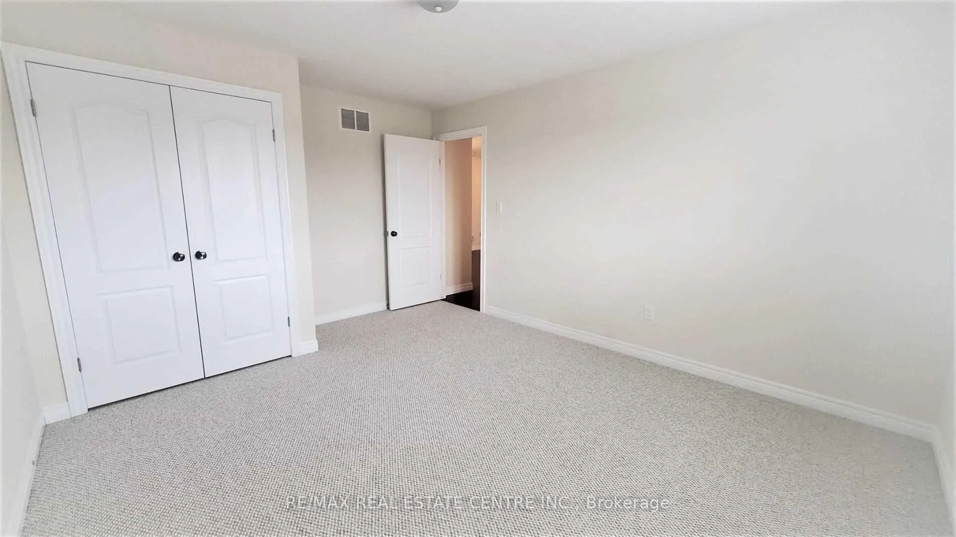 Photo 29 of 15 Sasha Court, Hamilton, Stoney Creek — HOMEH