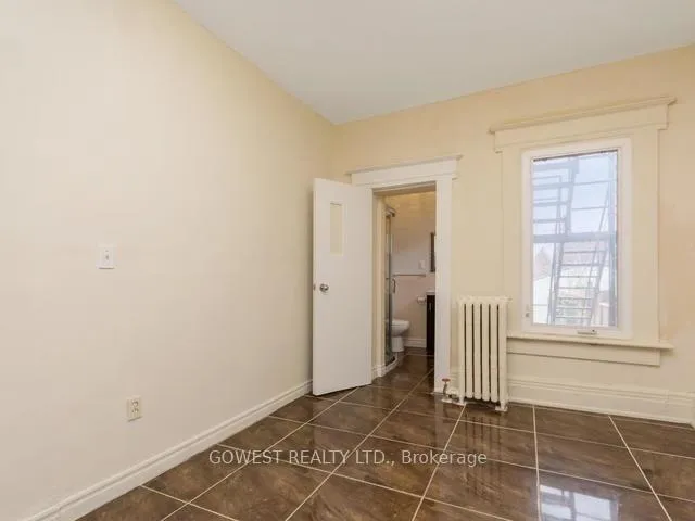 Photo 4 of Unit Main#1, 2011 Dundas Street, Toronto, Roncesvalles — HOMEH