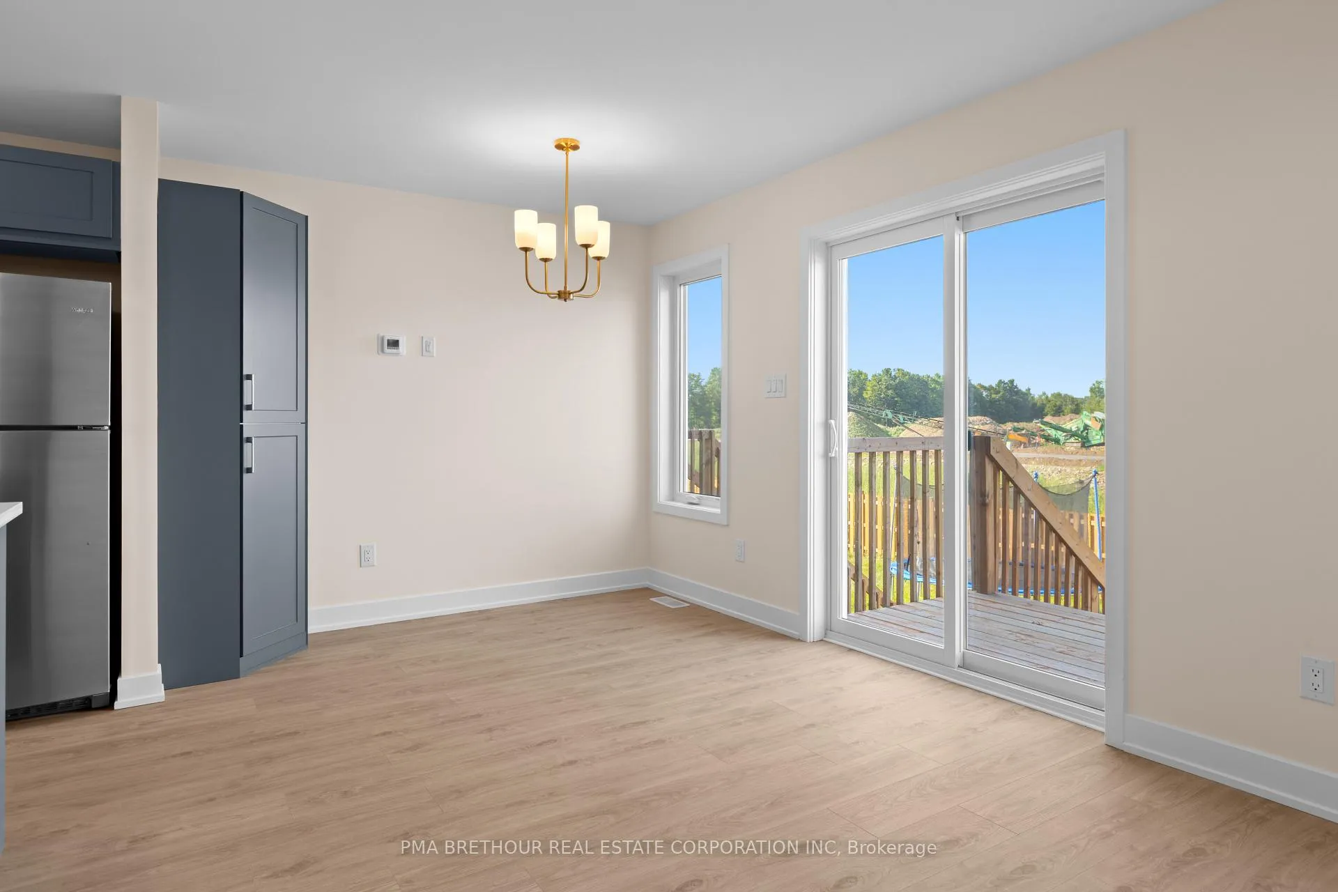 Photo 8 of 66 Staples Boulevard, Smiths Falls — HOMEH