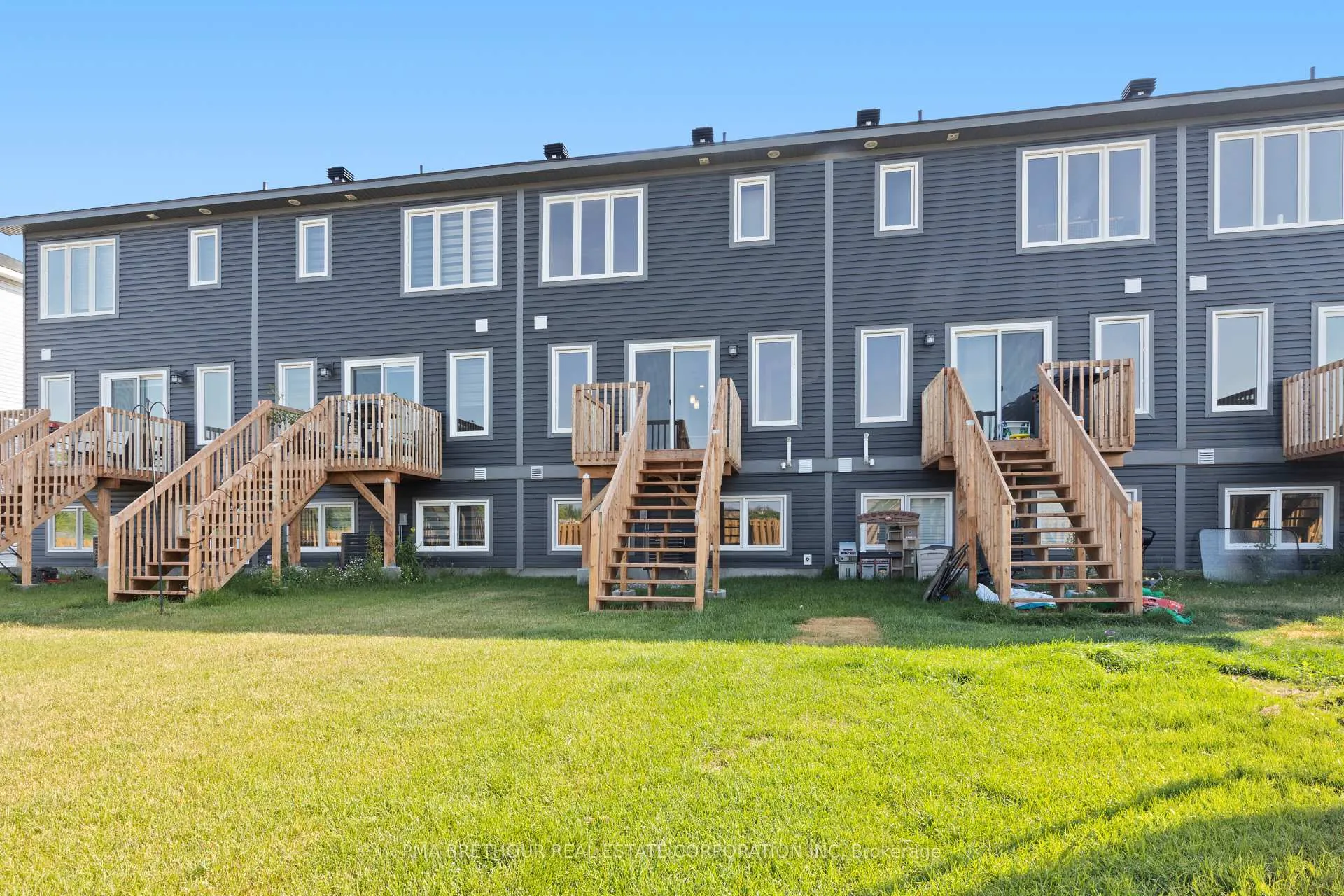 Photo 26 of 66 Staples Boulevard, Smiths Falls — HOMEH