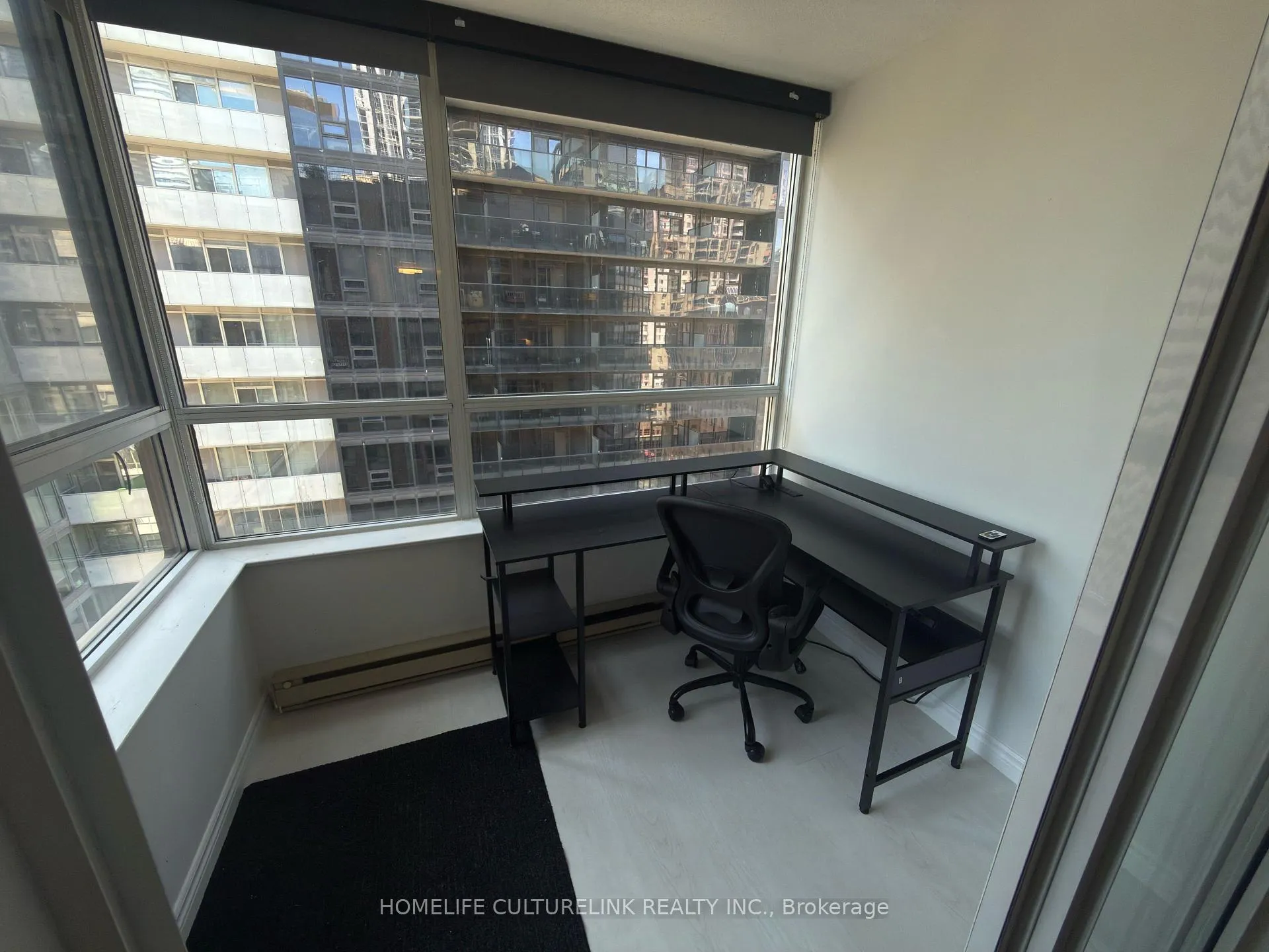 Photo 2 of Unit 1712, 711 Bay Street, Toronto, Bay Street Corridor — HOMEH