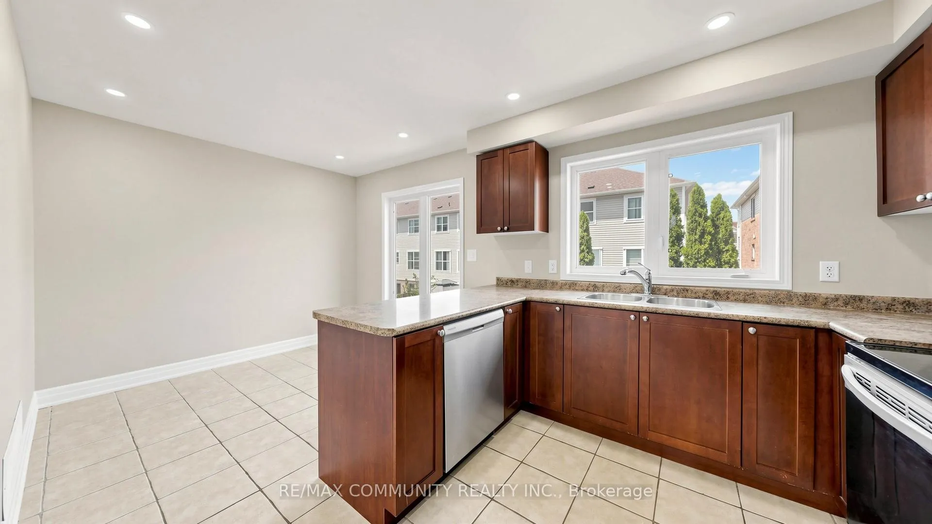 Photo 11 of 10 Red Fox Place, Scarborough, Rouge — HOMEH