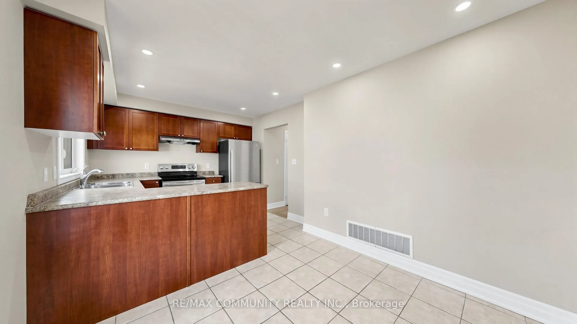 Photo 17 of 10 Red Fox Place, Scarborough, Rouge — HOMEH
