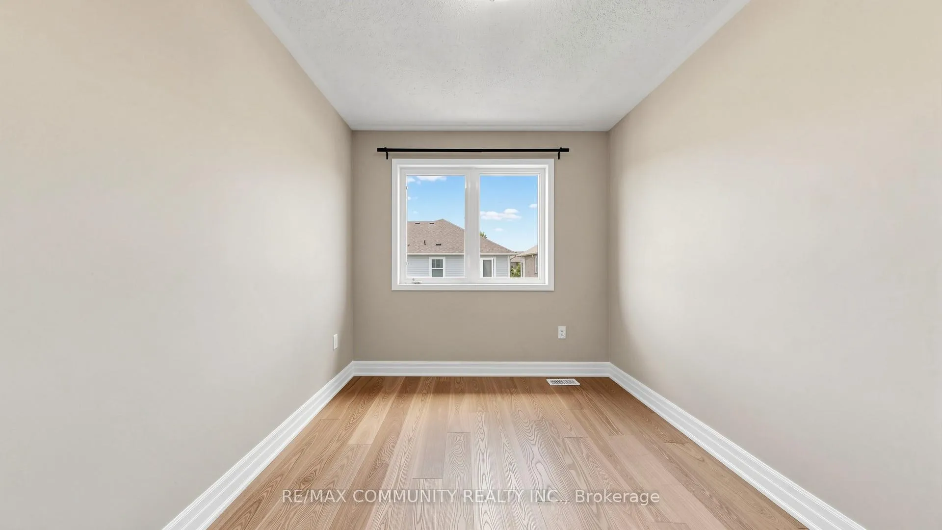 Photo 28 of 10 Red Fox Place, Scarborough, Rouge — HOMEH