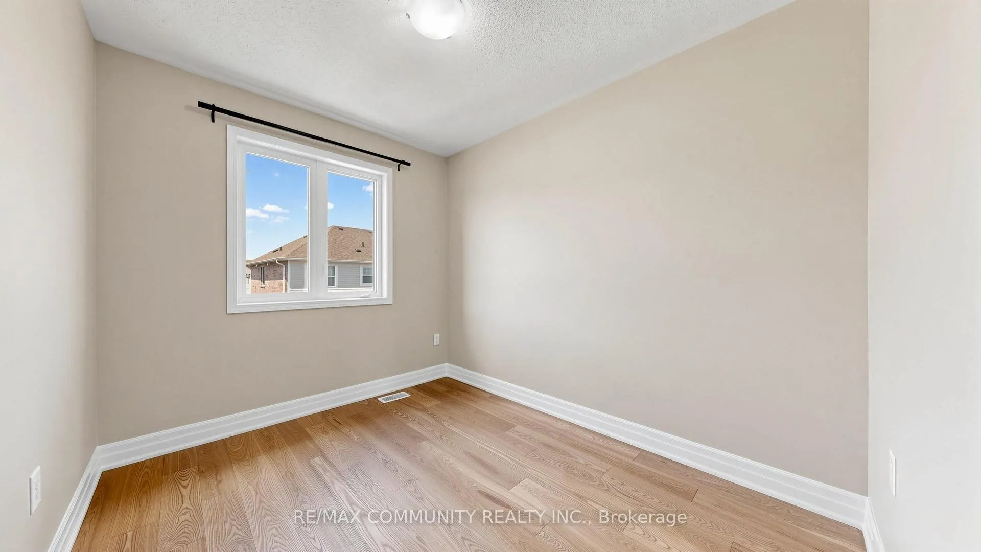Photo 31 of 10 Red Fox Place, Scarborough, Rouge — HOMEH