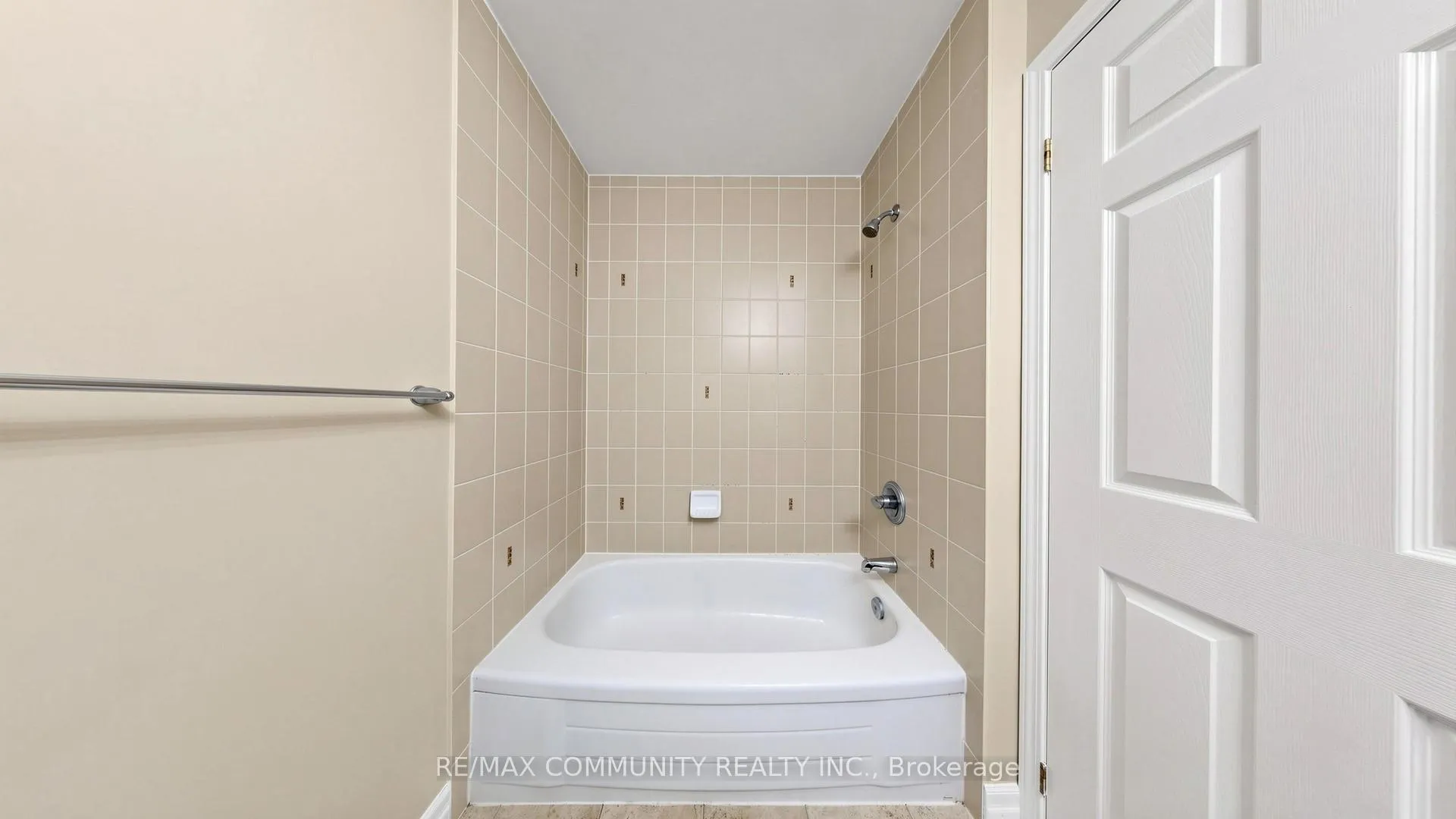Photo 35 of 10 Red Fox Place, Scarborough, Rouge — HOMEH