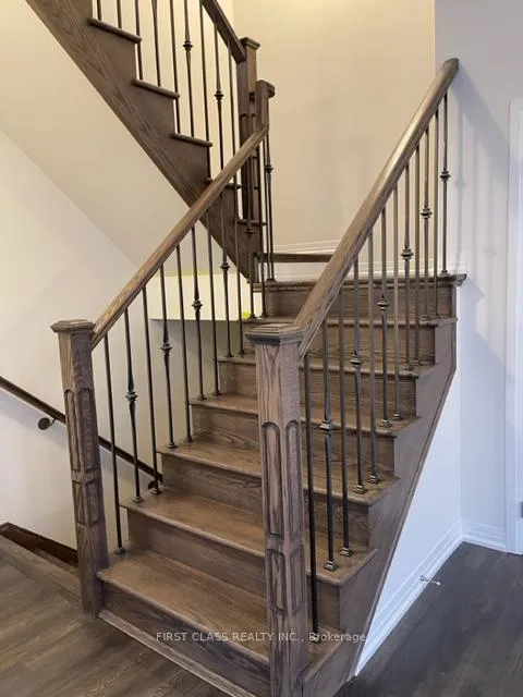 Photo 8 of 24 Floyd Ford Way, Markham, Cedar Grove — HOMEH