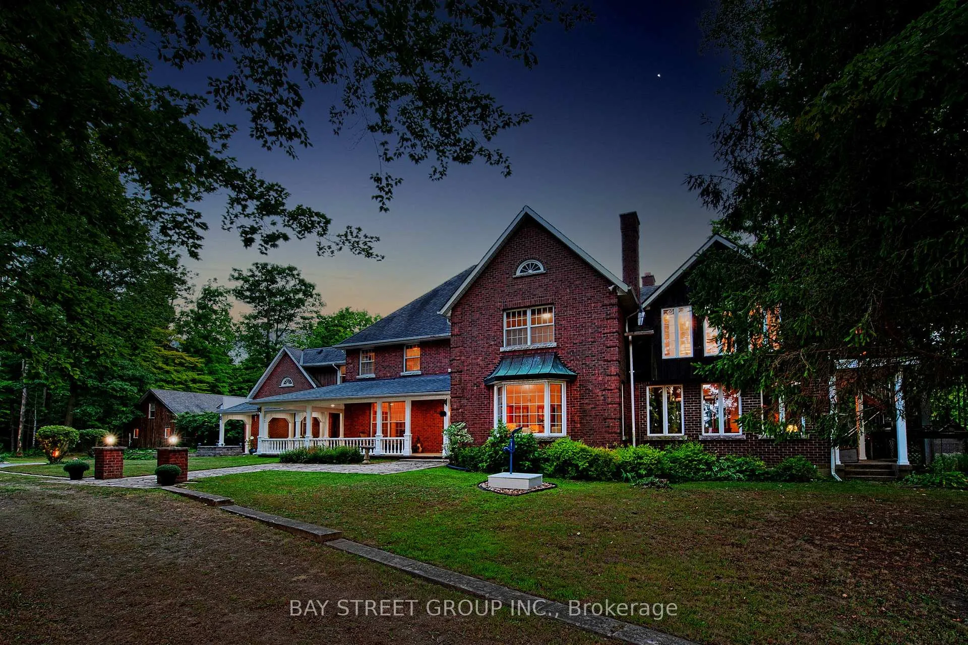 Photo 7 of 902 Shaver Road, Hamilton, Rural Ancaster — HOMEH