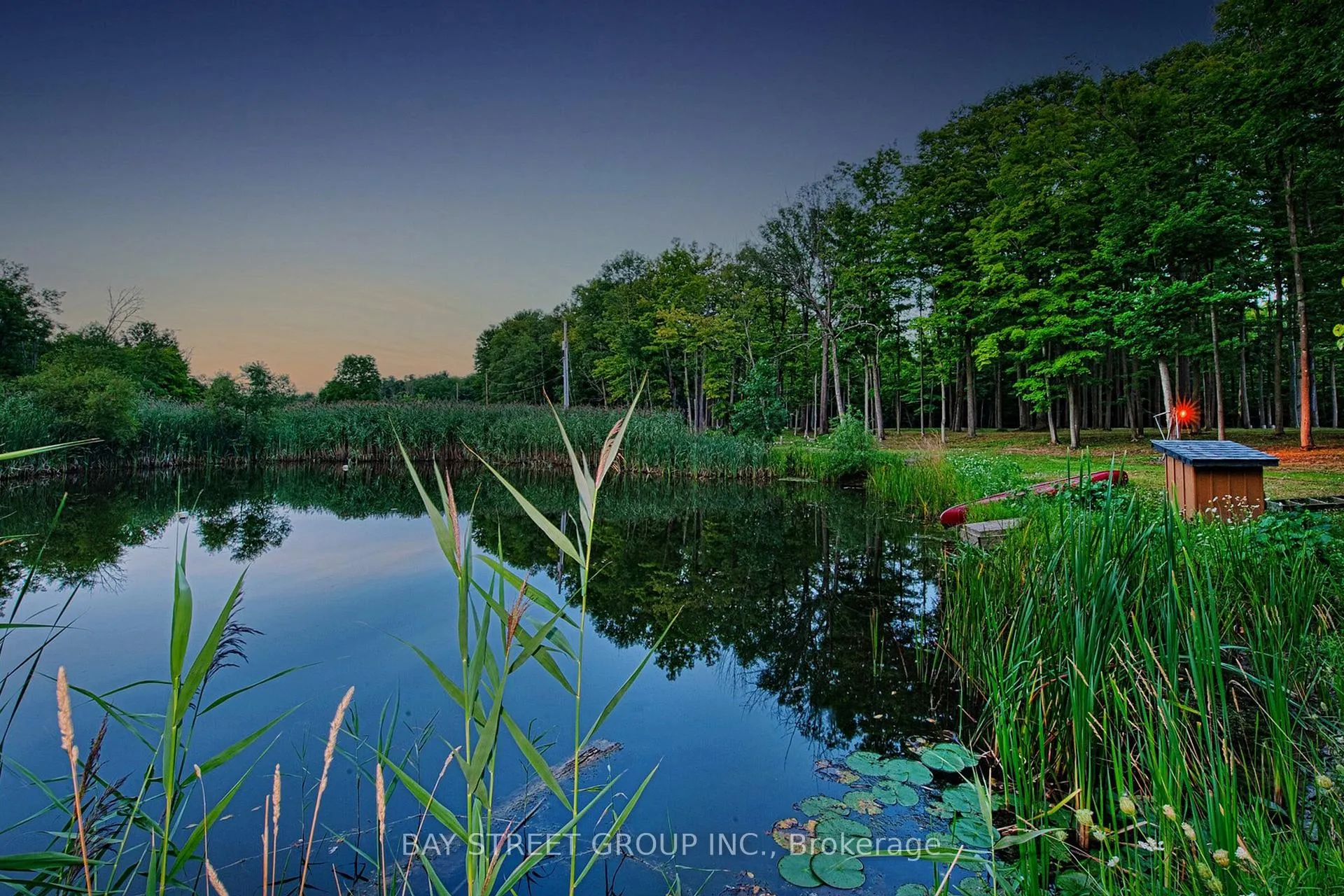Photo 8 of 902 Shaver Road, Hamilton, Rural Ancaster — HOMEH