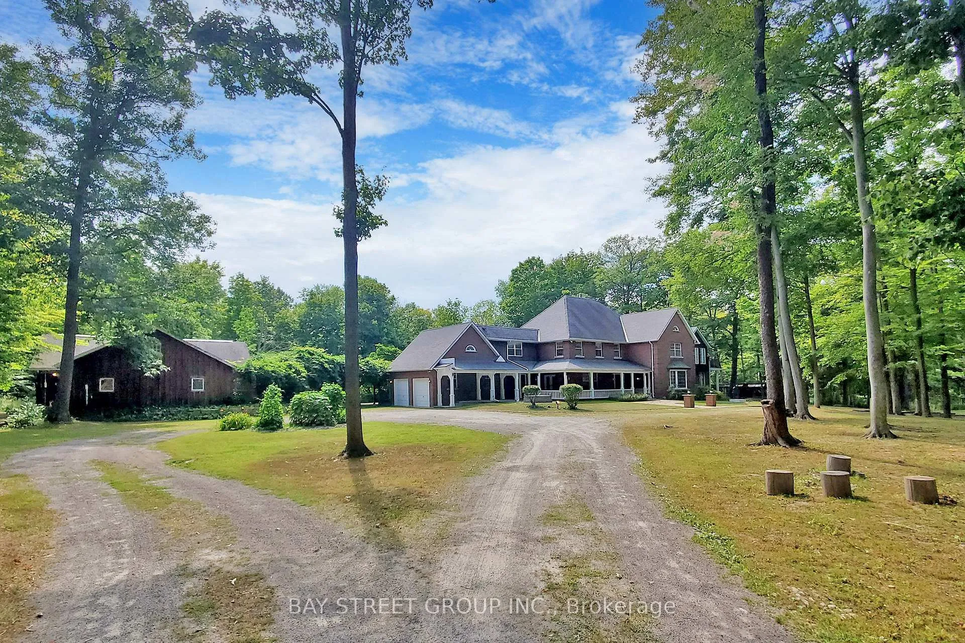 Photo 9 of 902 Shaver Road, Hamilton, Rural Ancaster — HOMEH