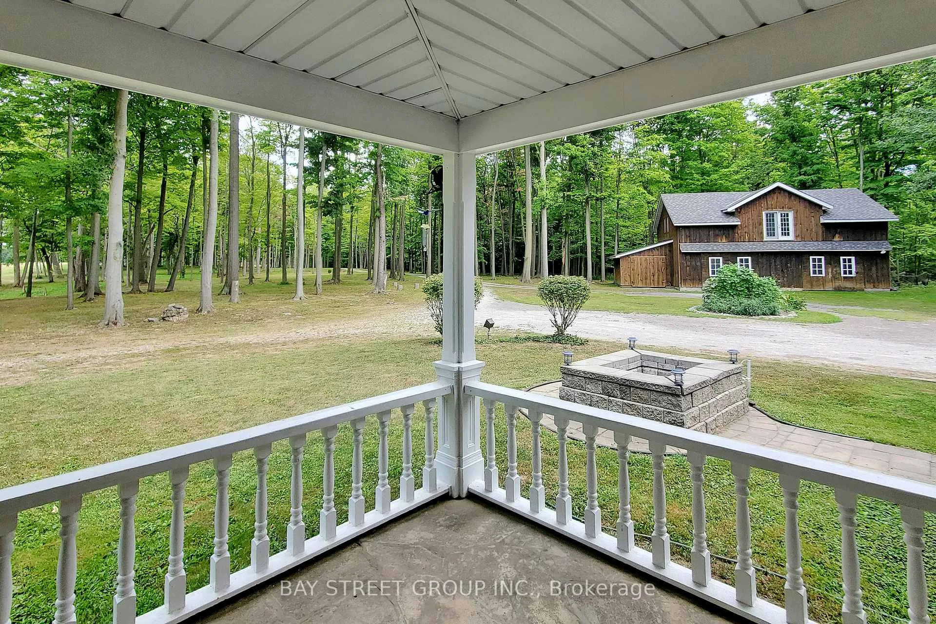 Photo 14 of 902 Shaver Road, Hamilton, Rural Ancaster — HOMEH