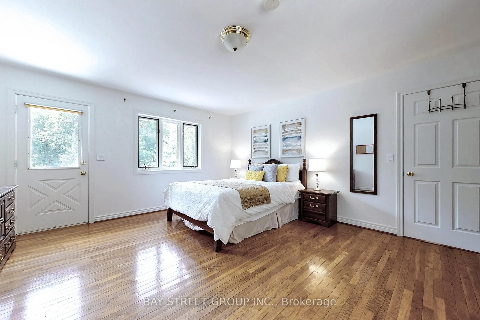 Photo 33 of 902 Shaver Road, Hamilton, Rural Ancaster — HOMEH