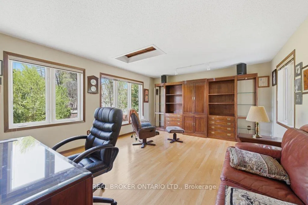Photo 14 of 13 Beddoe Lane, Ottawa, Blackburn Hamlet (South) — HOMEH