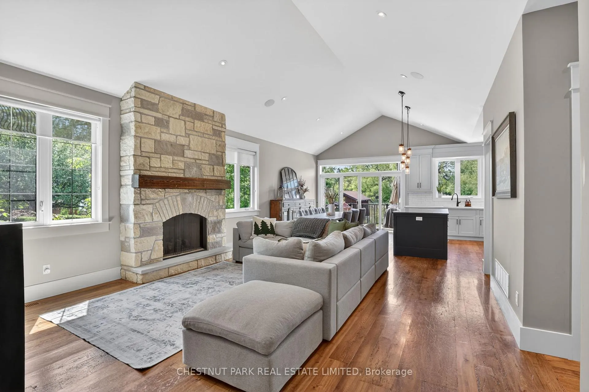 Photo 7 of 153 Riveredge Drive, Georgina, Keswick North — HOMEH