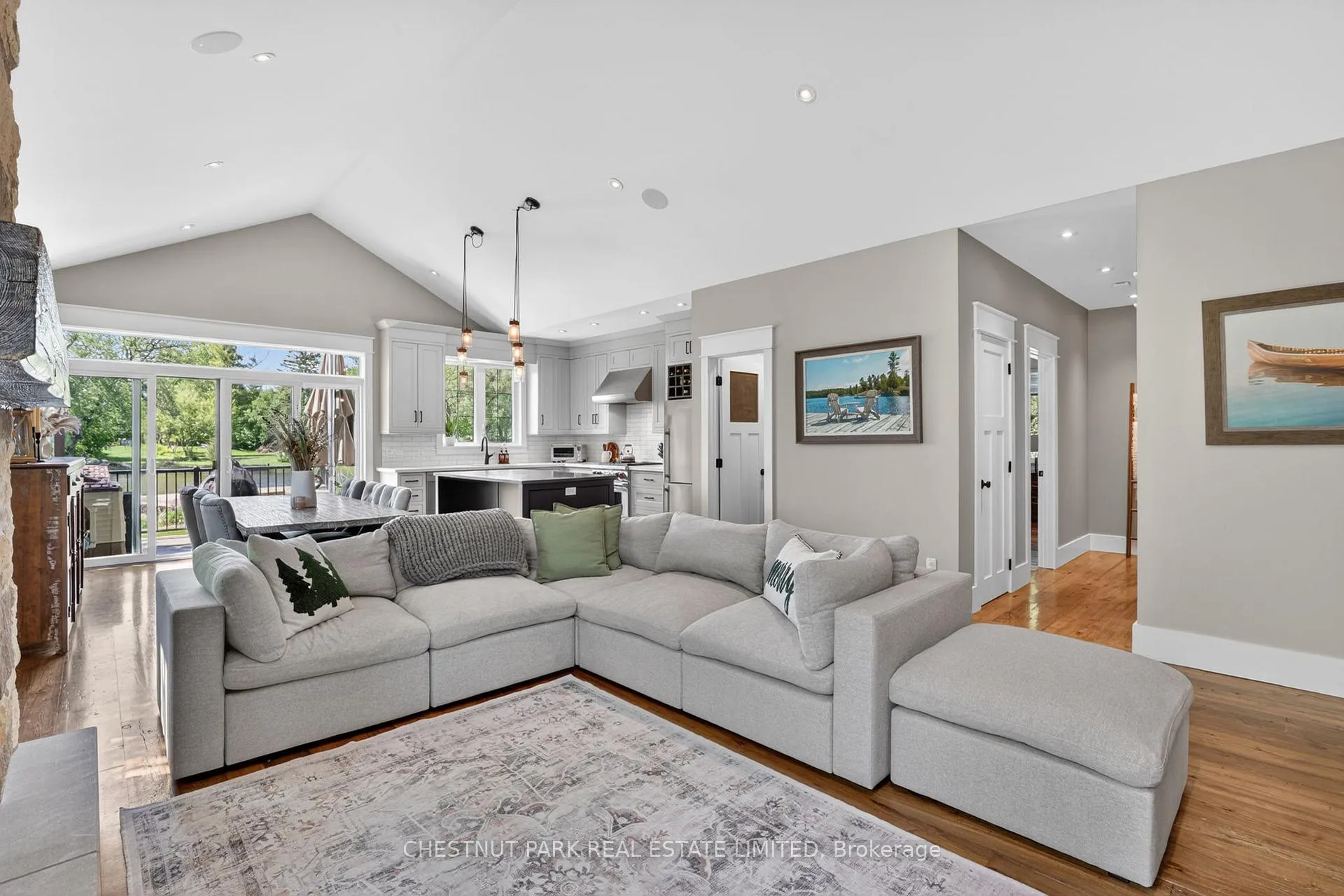 Photo 8 of 153 Riveredge Drive, Georgina, Keswick North — HOMEH