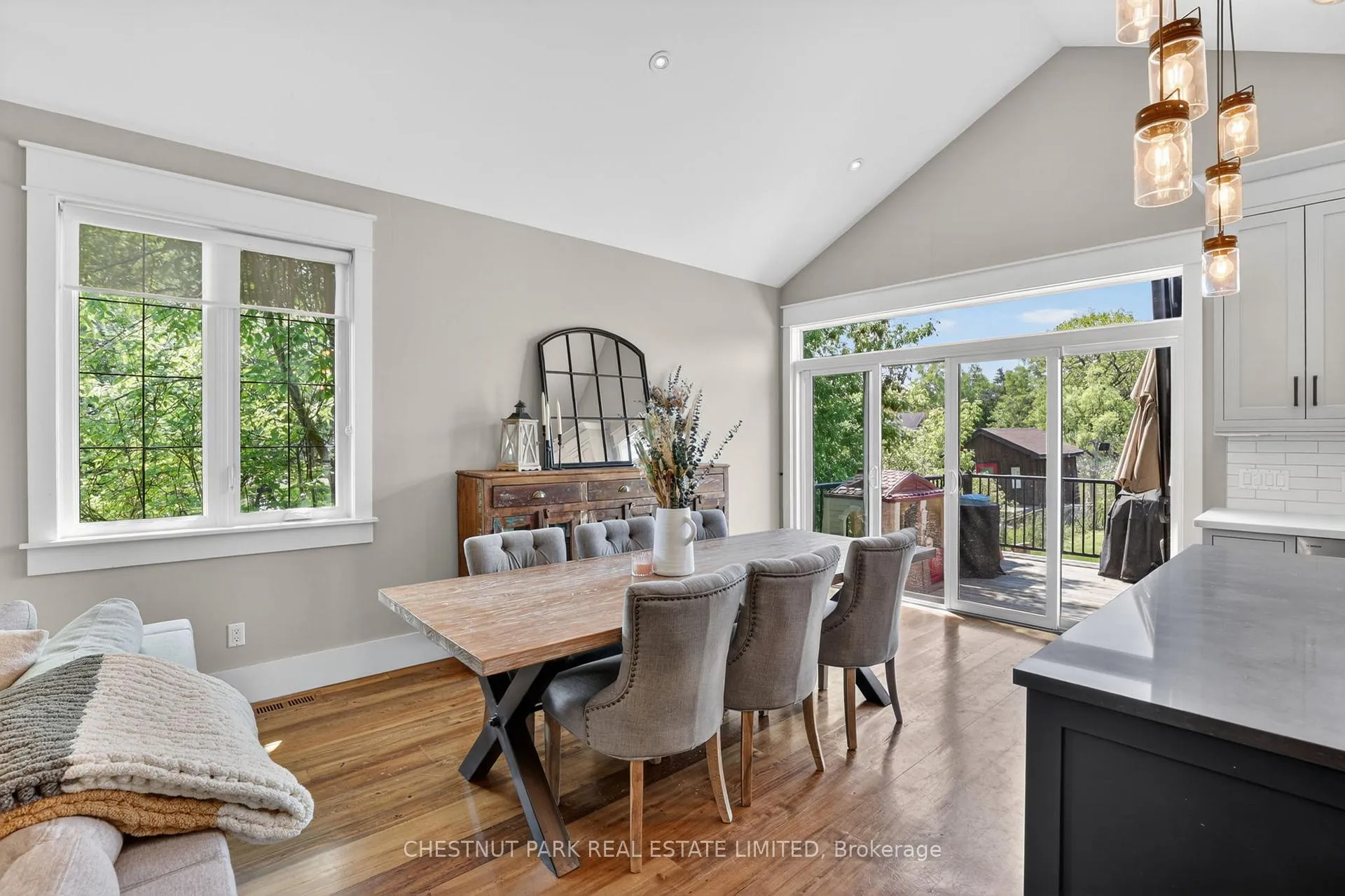 Photo 13 of 153 Riveredge Drive, Georgina, Keswick North — HOMEH