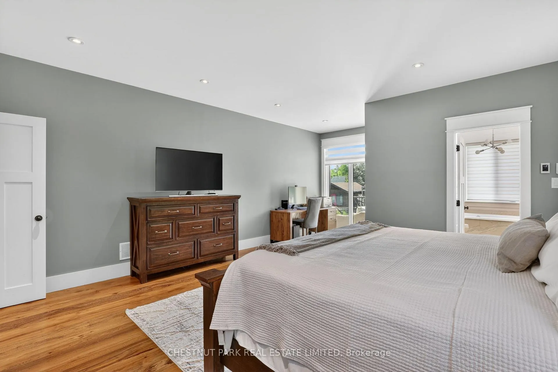 Photo 21 of 153 Riveredge Drive, Georgina, Keswick North — HOMEH
