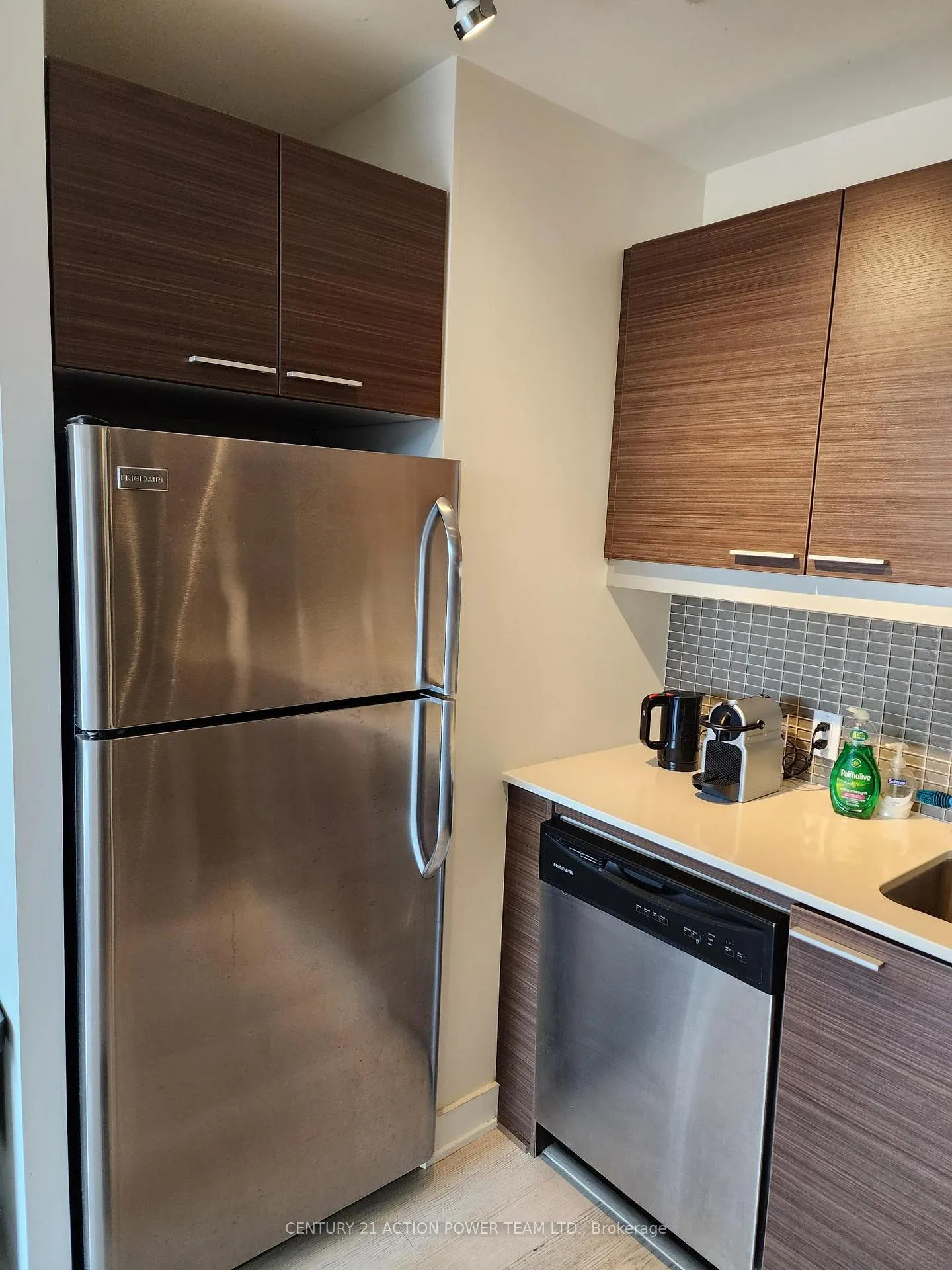 Photo 6 of Unit 411, 354 Gladstone Avenue, Ottawa, Ottawa Centre — HOMEH