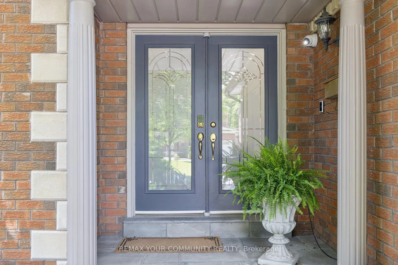 Photo 3 of 2 Riggs Court, Richmond Hill, Mill Pond — HOMEH