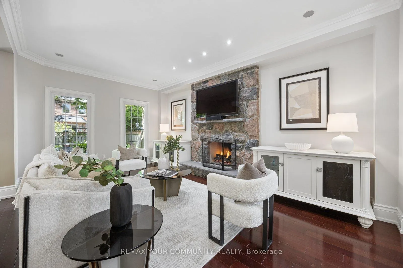 Photo 23 of 2 Riggs Court, Richmond Hill, Mill Pond — HOMEH