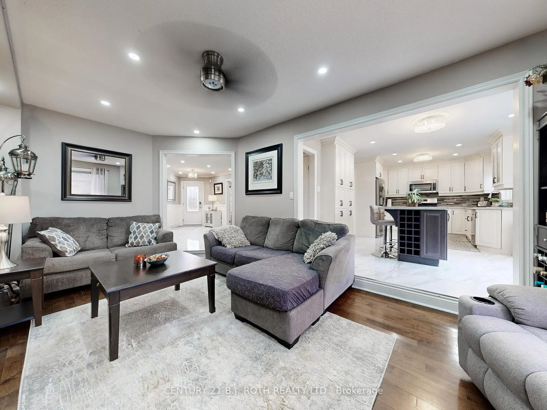 Photo 6 of 14 Round Leaf Court, Barrie, Holly — HOMEH