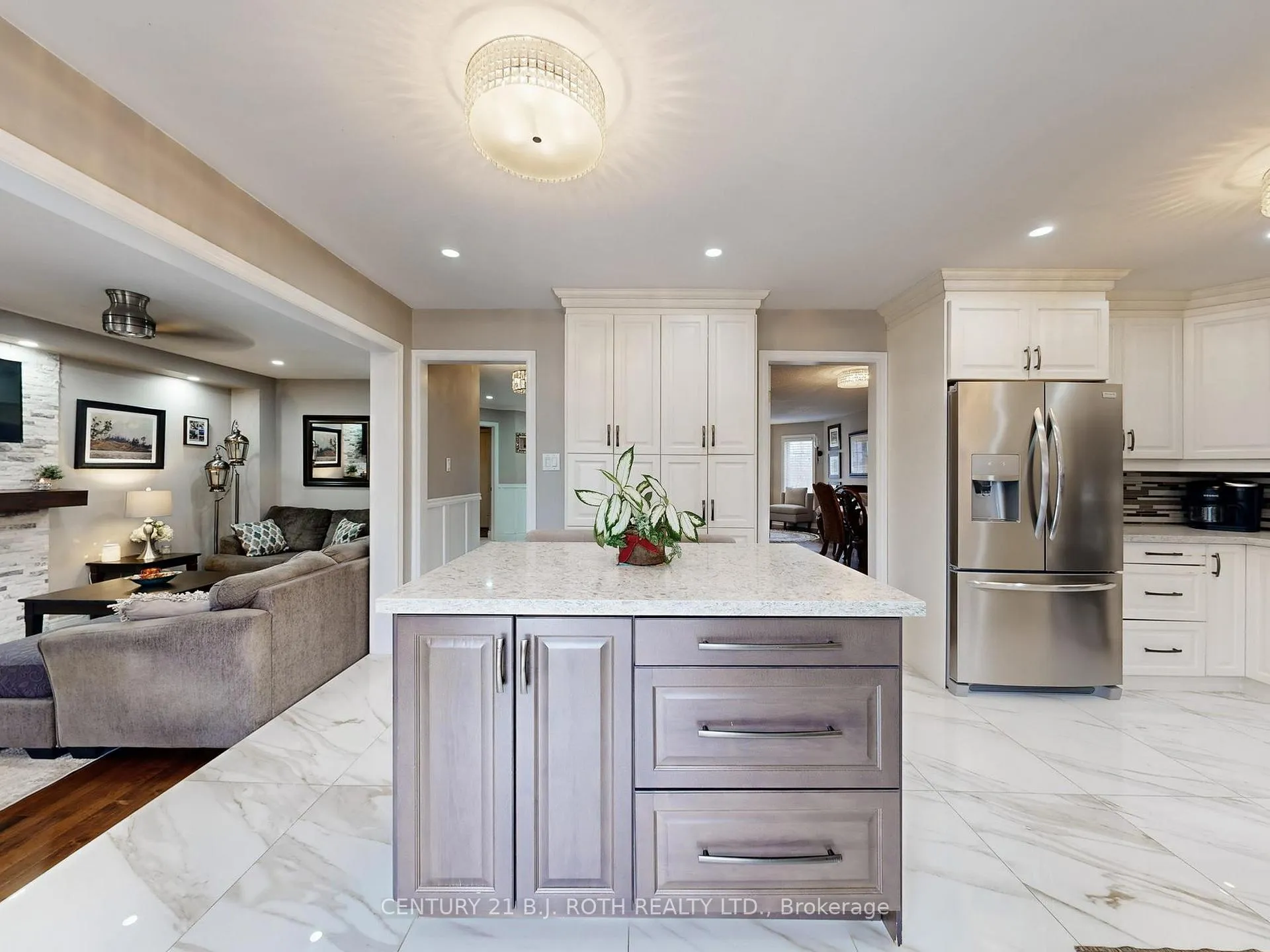 Photo 13 of 14 Round Leaf Court, Barrie, Holly — HOMEH