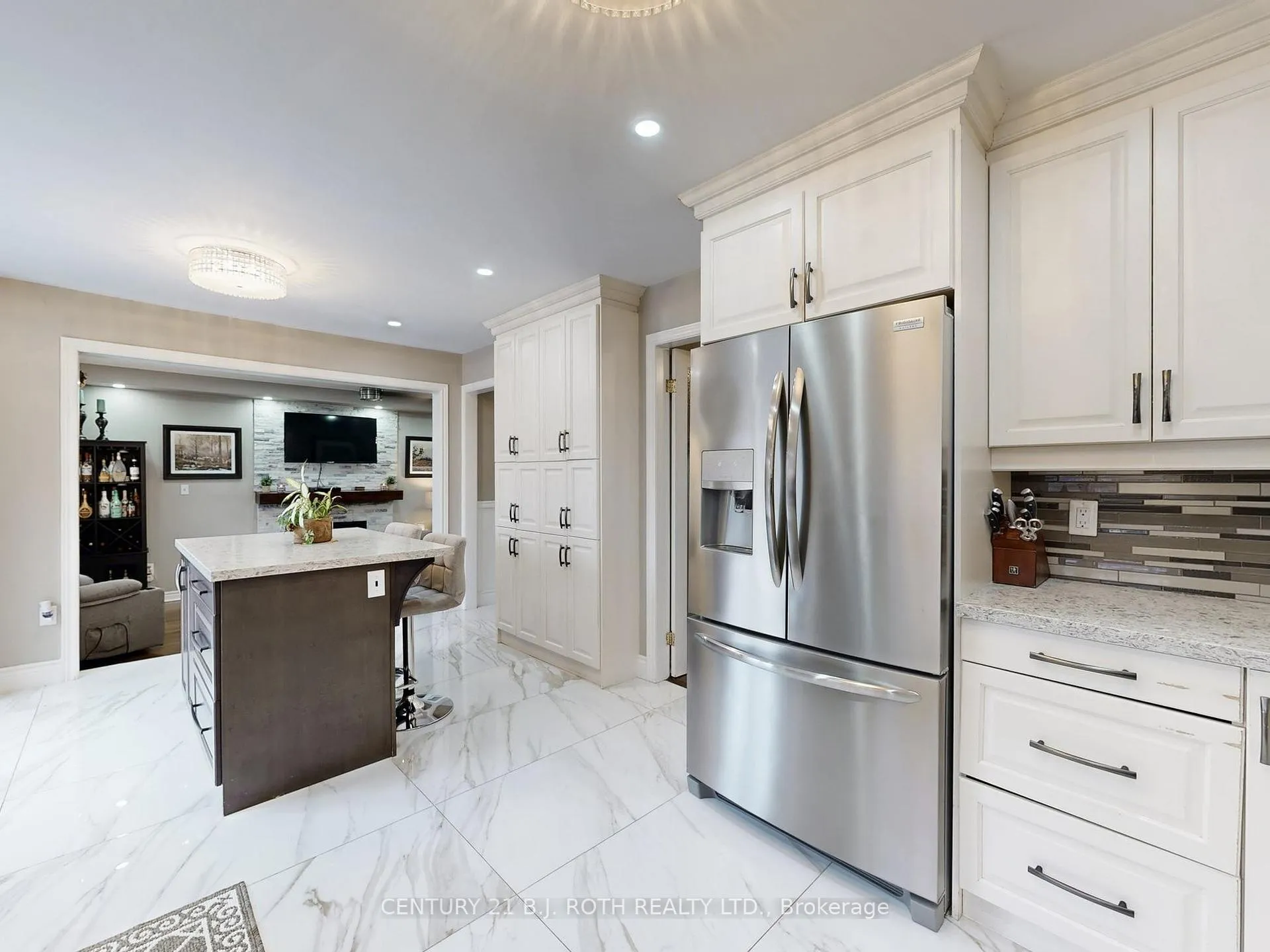 Photo 18 of 14 Round Leaf Court, Barrie, Holly — HOMEH