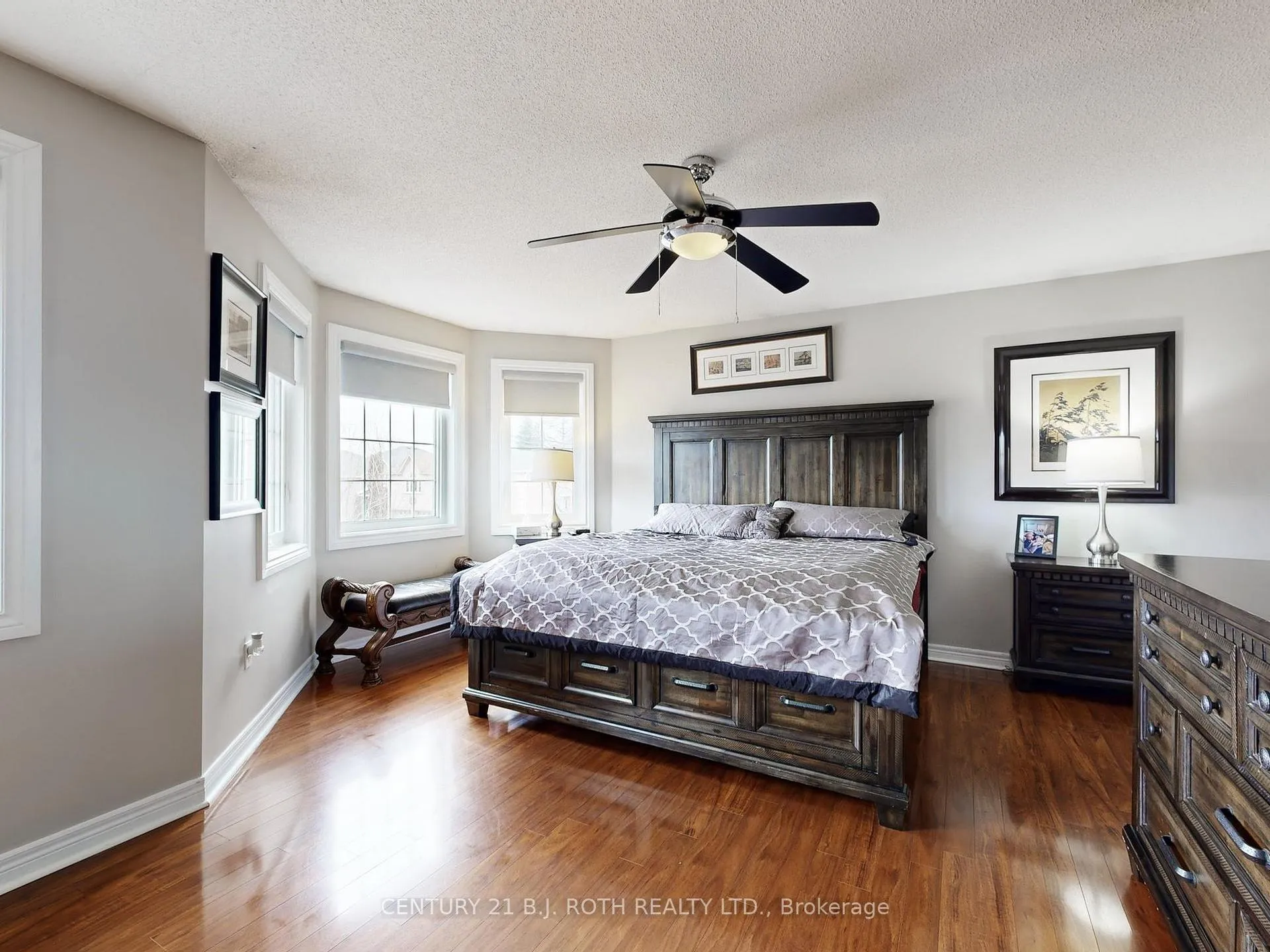 Photo 21 of 14 Round Leaf Court, Barrie, Holly — HOMEH