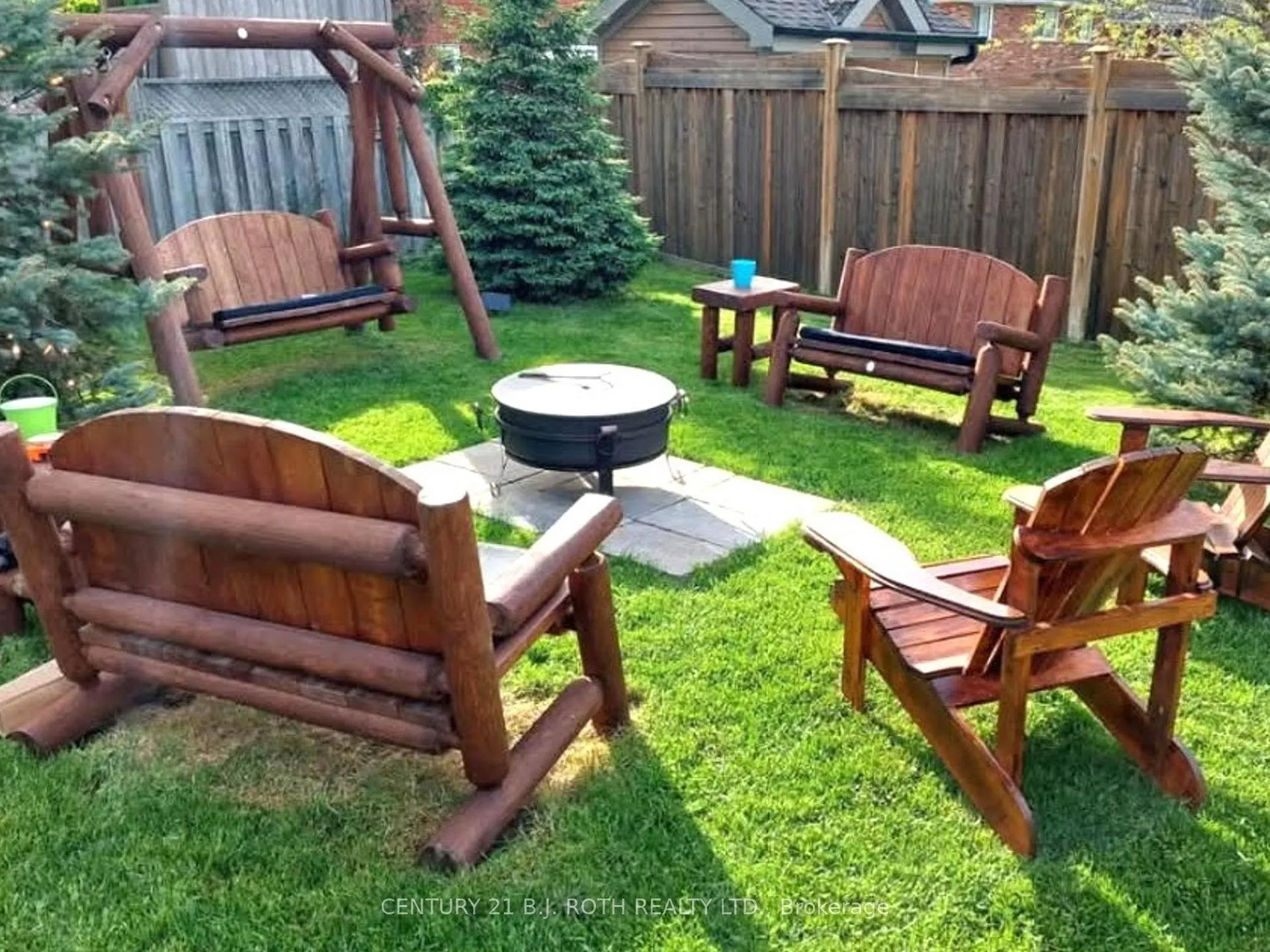 Photo 32 of 14 Round Leaf Court, Barrie, Holly — HOMEH