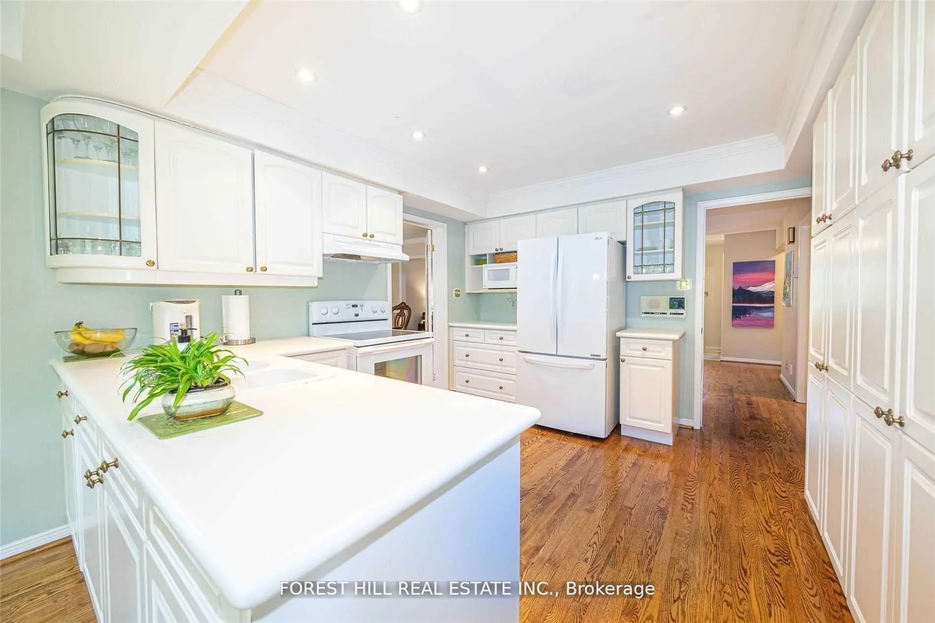 Photo 7 of 54 Pennock Crescent, Markham, Unionville — HOMEH