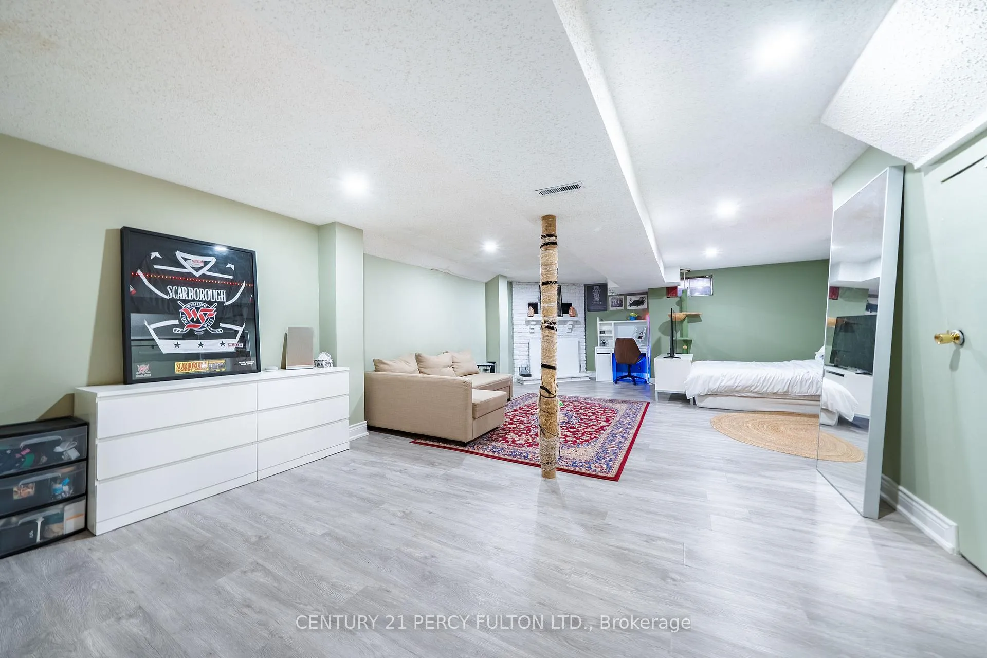 Photo 28 of 49 Croach Crescent, Scarborough, Agincourt North — HOMEH