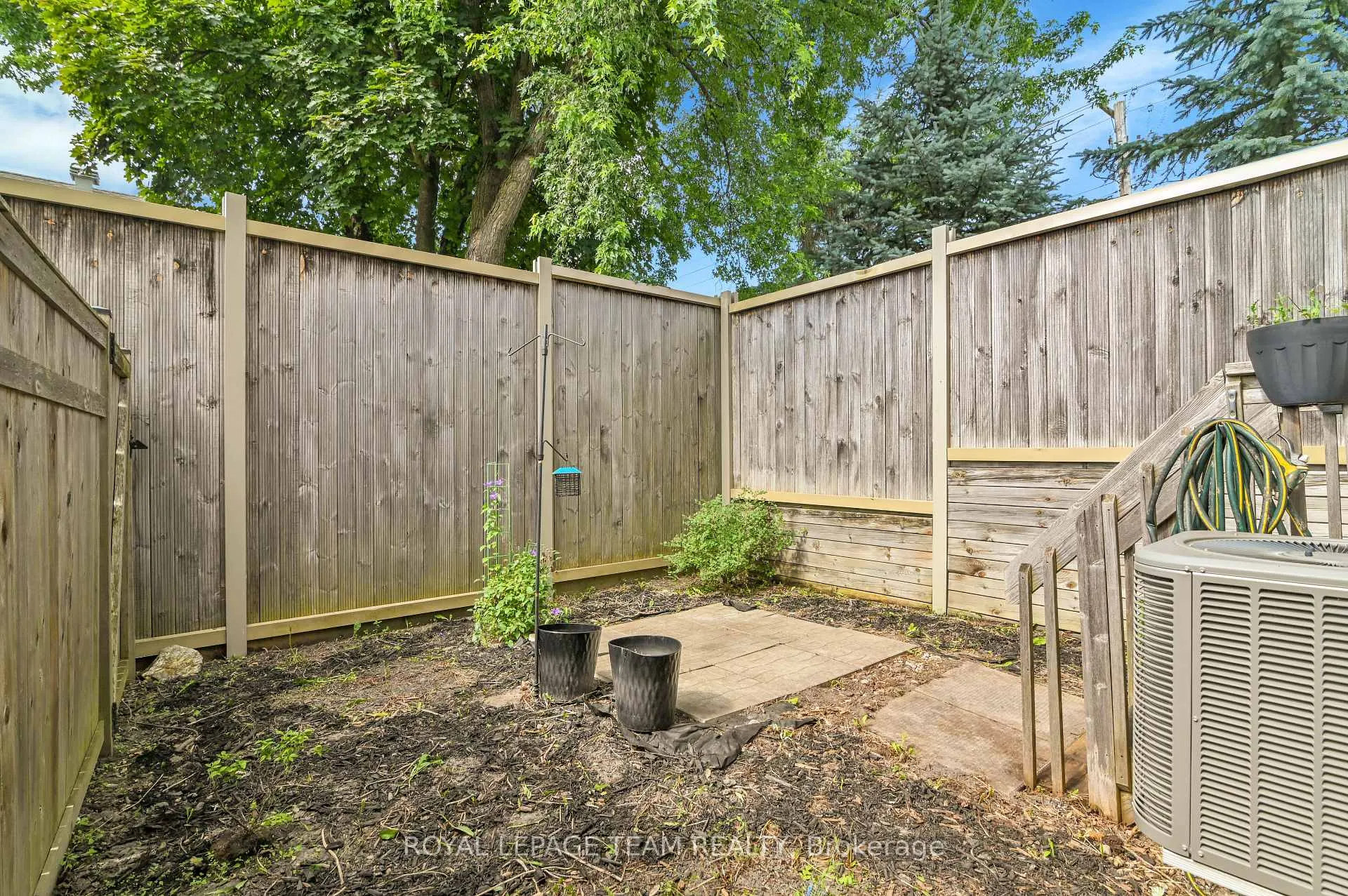 Photo 31 of 774 Sanibel Private, Ottawa, Westcliffe Estates — HOMEH