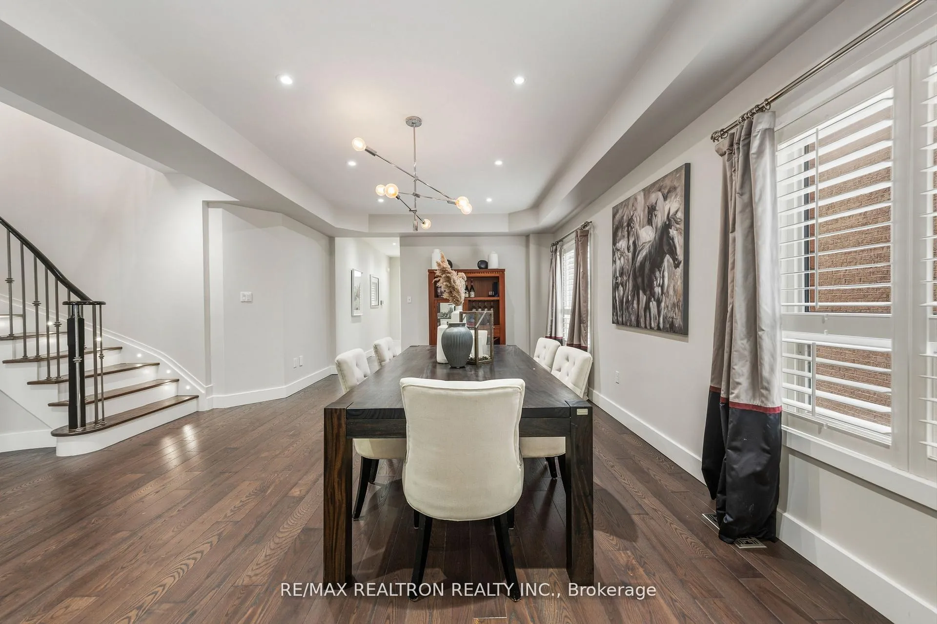Photo 8 of 1747 Goldsmith Drive, Oshawa, Taunton — HOMEH