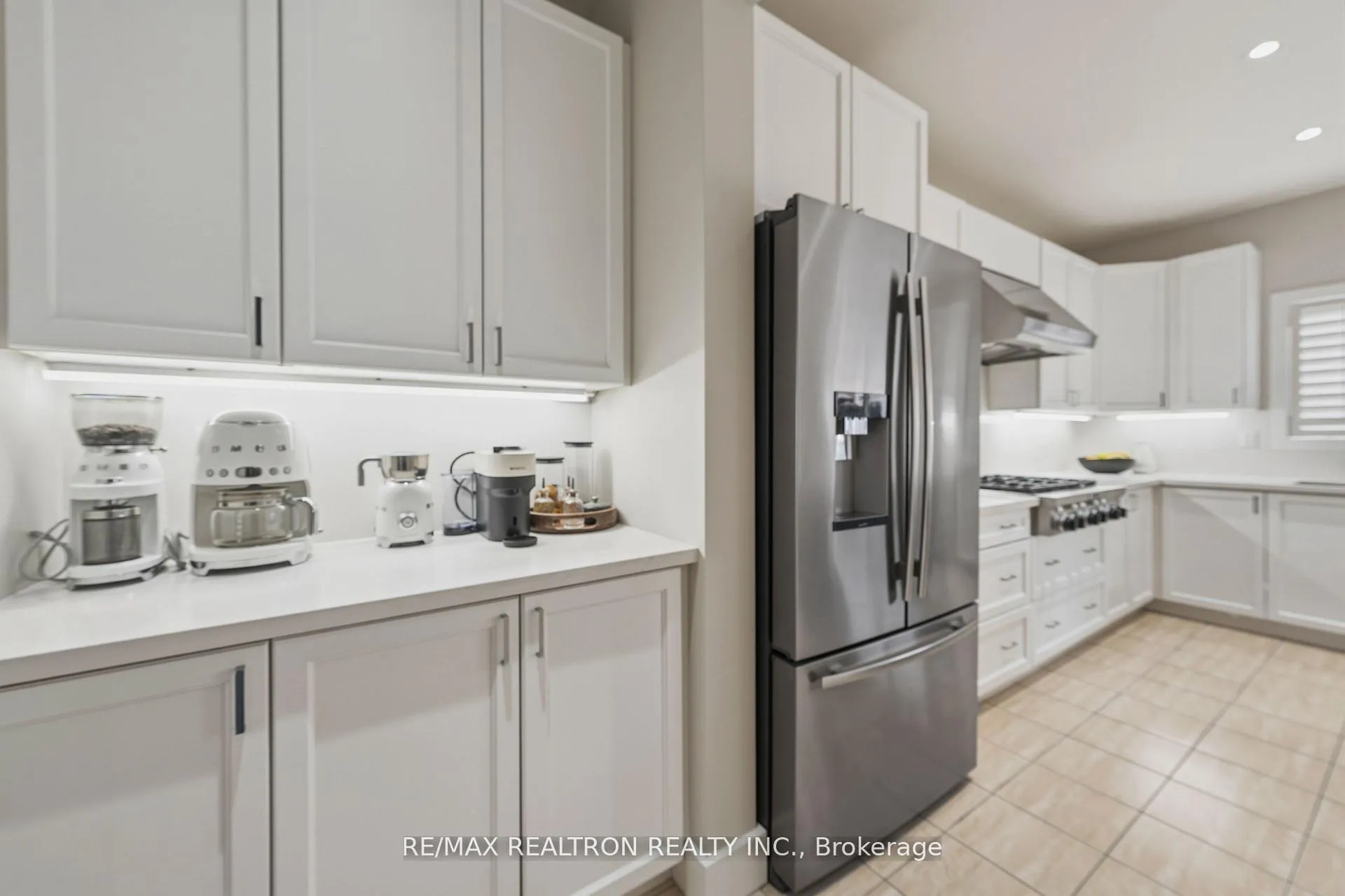 Photo 13 of 1747 Goldsmith Drive, Oshawa, Taunton — HOMEH