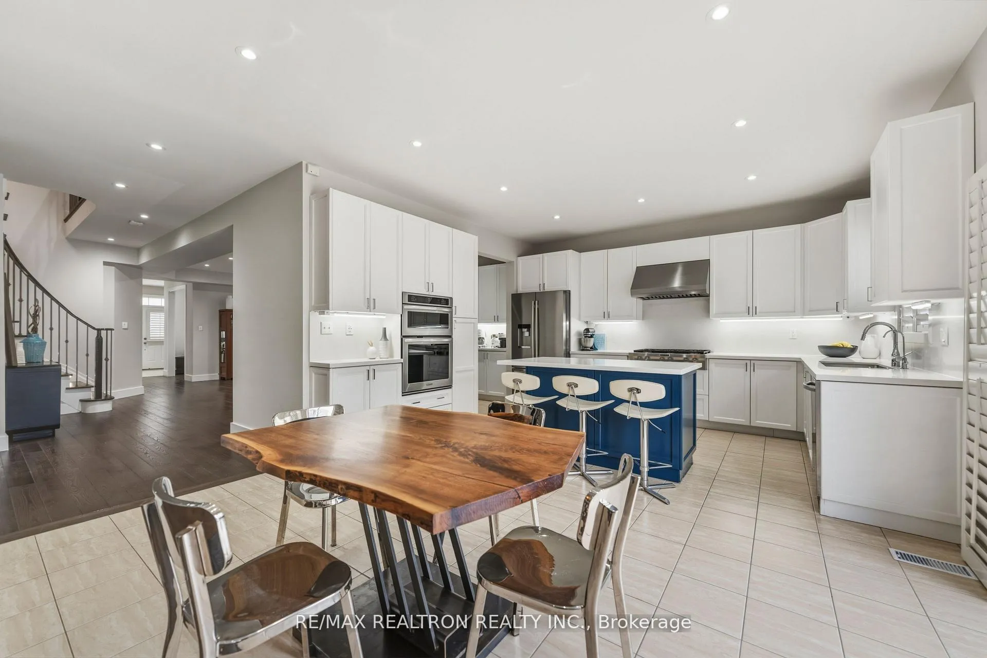 Photo 15 of 1747 Goldsmith Drive, Oshawa, Taunton — HOMEH