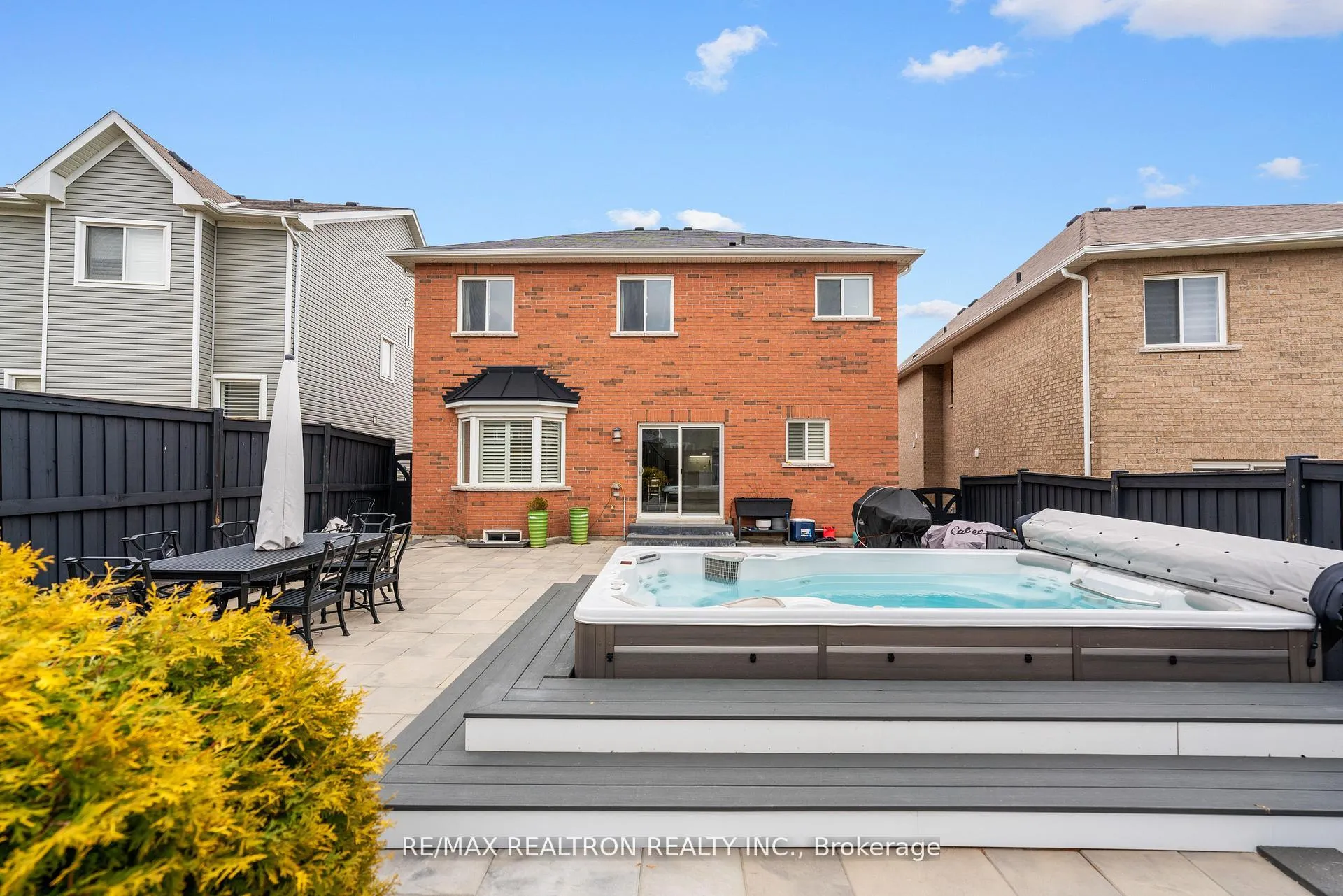 Photo 35 of 1747 Goldsmith Drive, Oshawa, Taunton — HOMEH