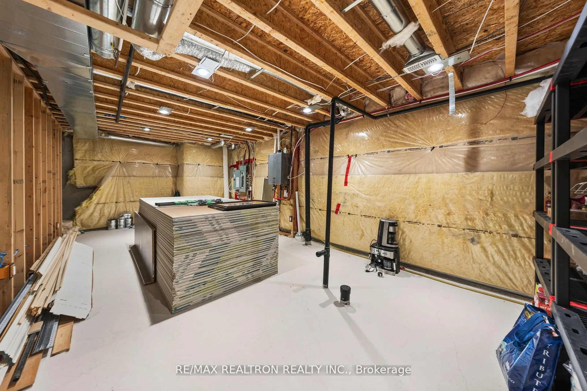 Photo 42 of 1747 Goldsmith Drive, Oshawa, Taunton — HOMEH
