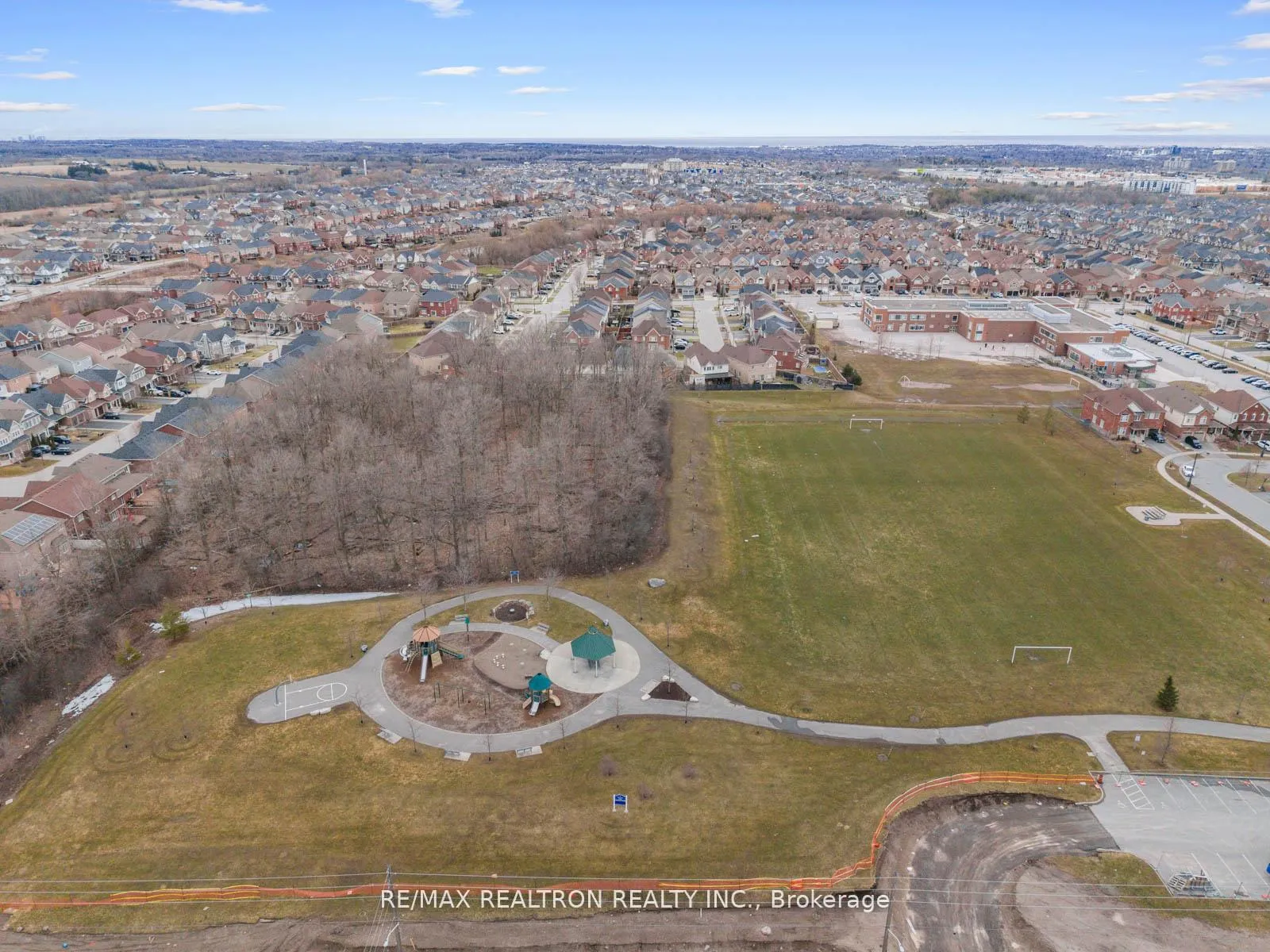 Photo 44 of 1747 Goldsmith Drive, Oshawa, Taunton — HOMEH