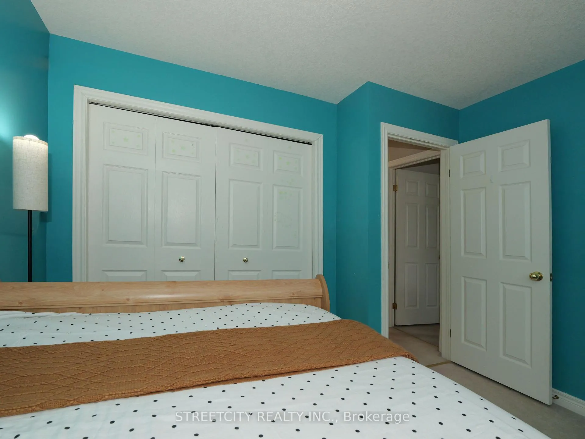 Photo 32 of 97 Gregory Crescent, Stratford — HOMEH
