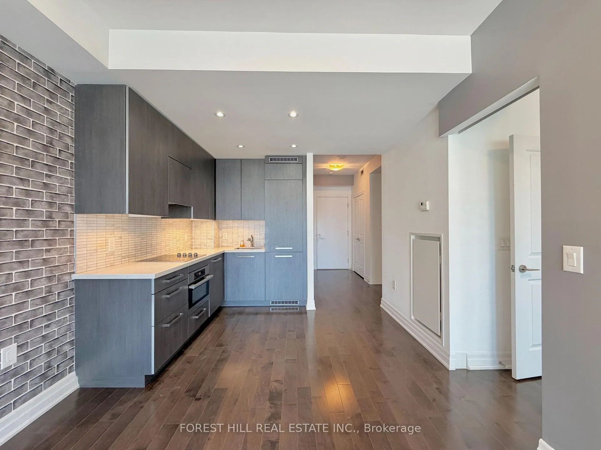 Photo 1 of Unit 1804, 8 The Esplanade, Toronto, Waterfront Communities — HOMEH