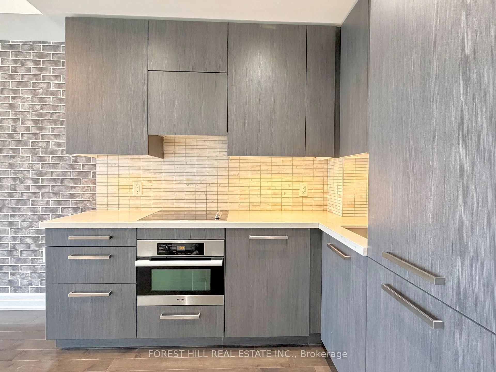 Photo 5 of Unit 1804, 8 The Esplanade, Toronto, Waterfront Communities — HOMEH